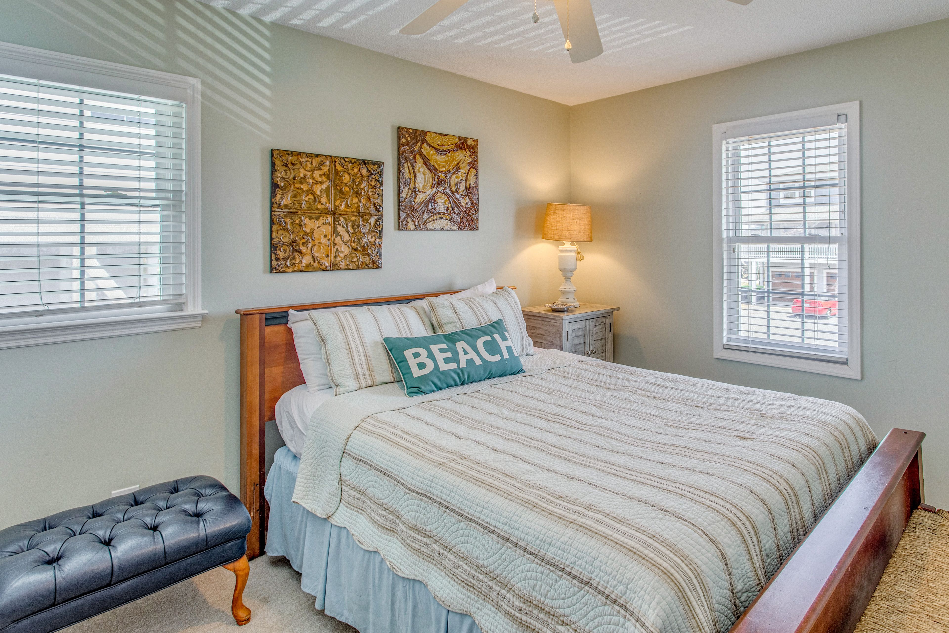 Bedroom 2 | Queen Bed