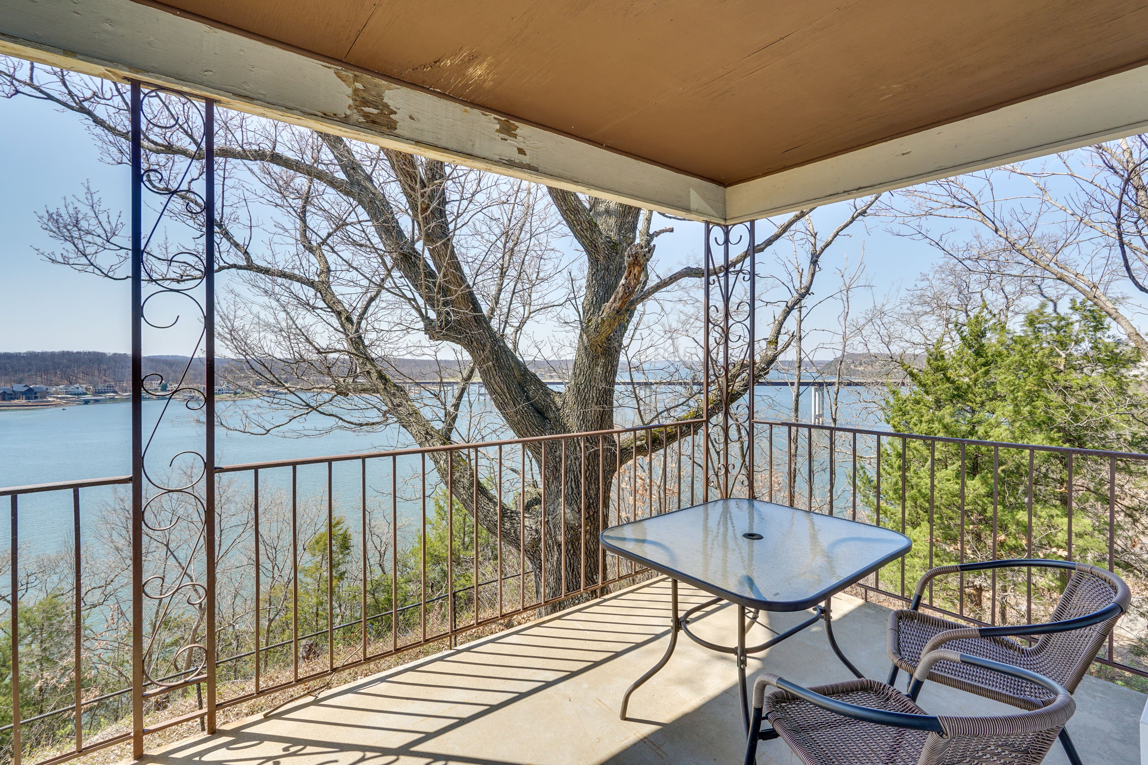 Lake Ozark Vacation Rental | 1BA | Studio | 144 Sq Ft