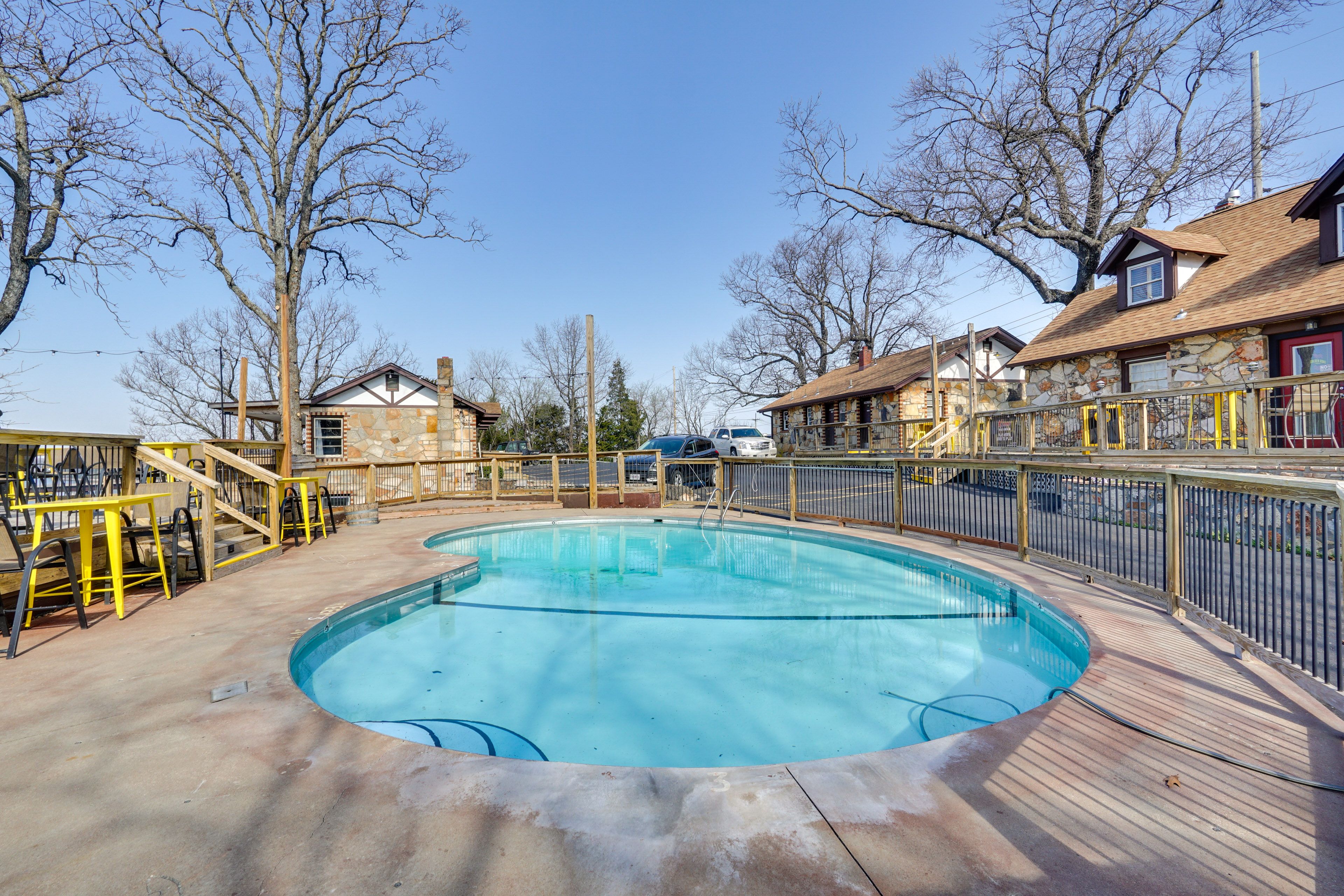 Lake Ozark Vacation Rental | 1BA | Studio | 144 Sq Ft