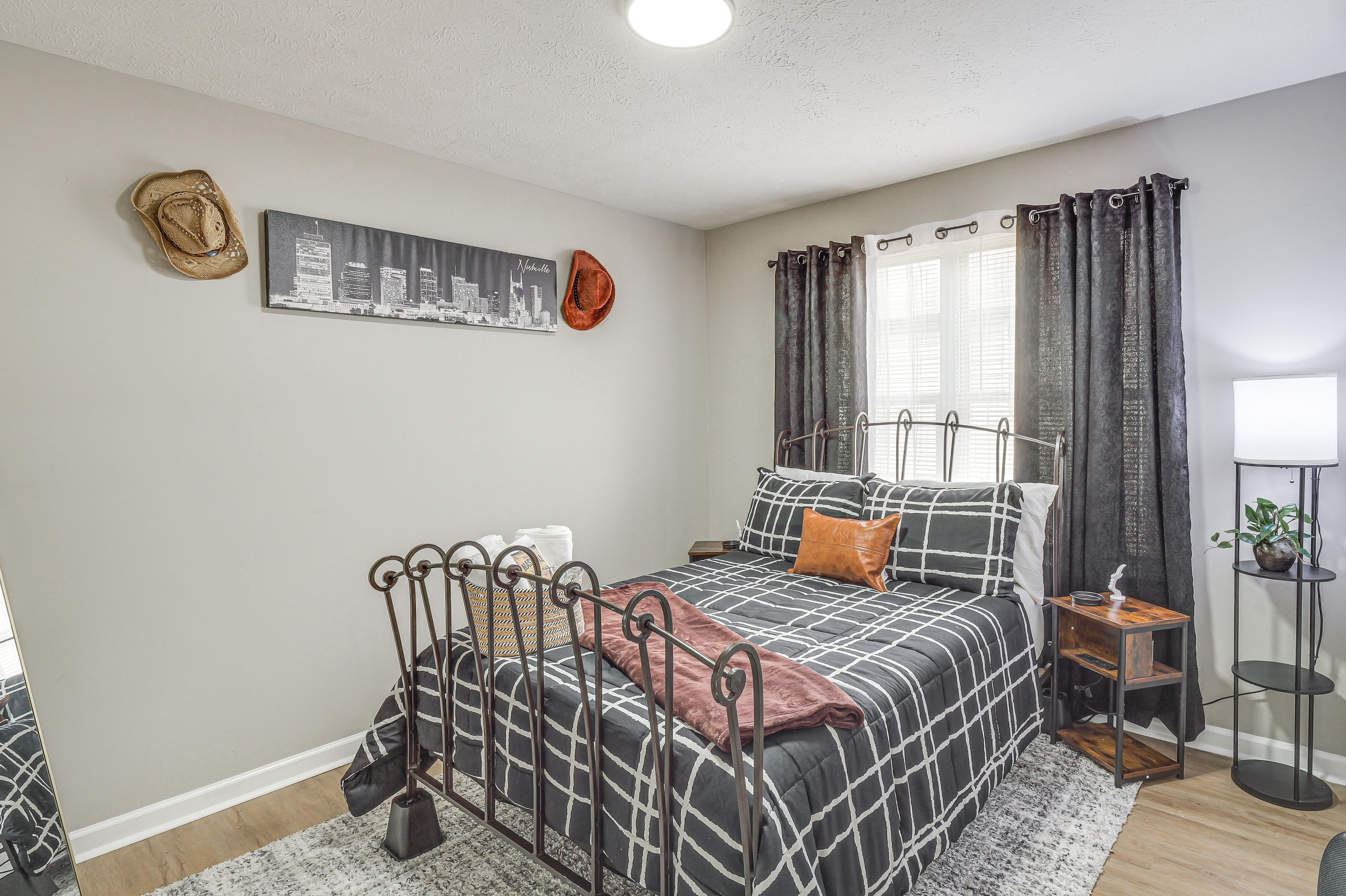 Bedroom 2 | Full Bed