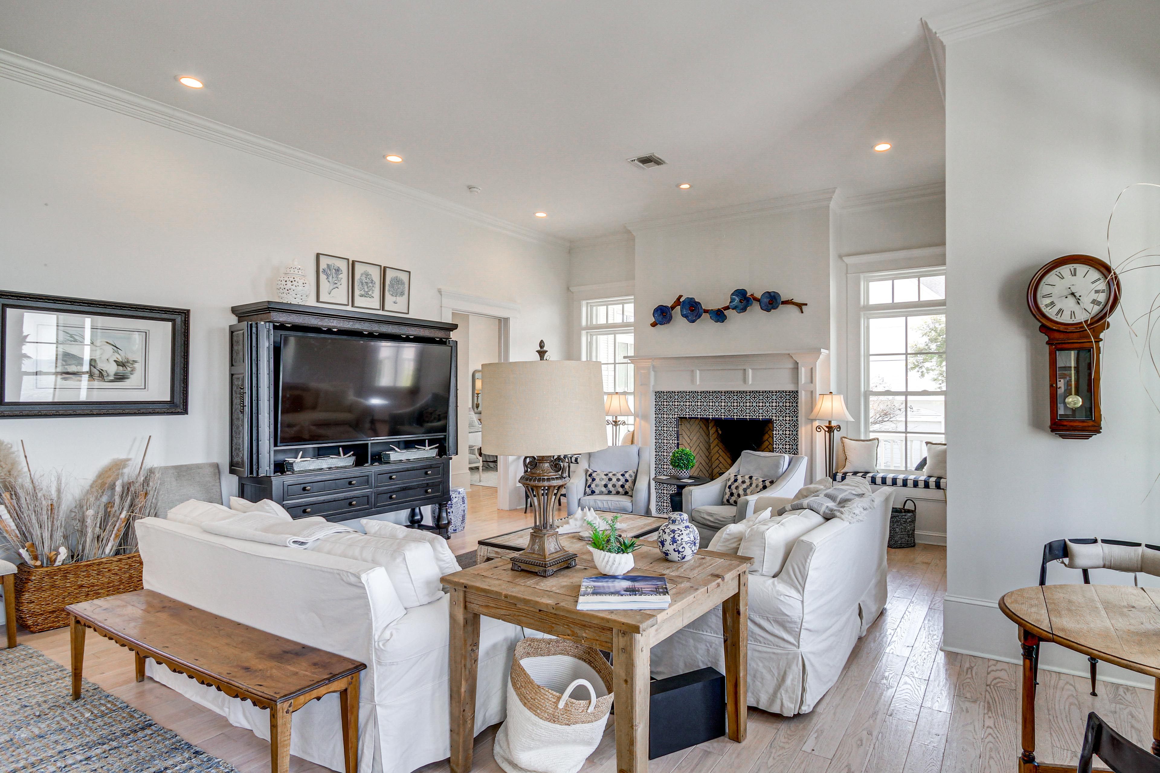 Living Room | 1st Floor