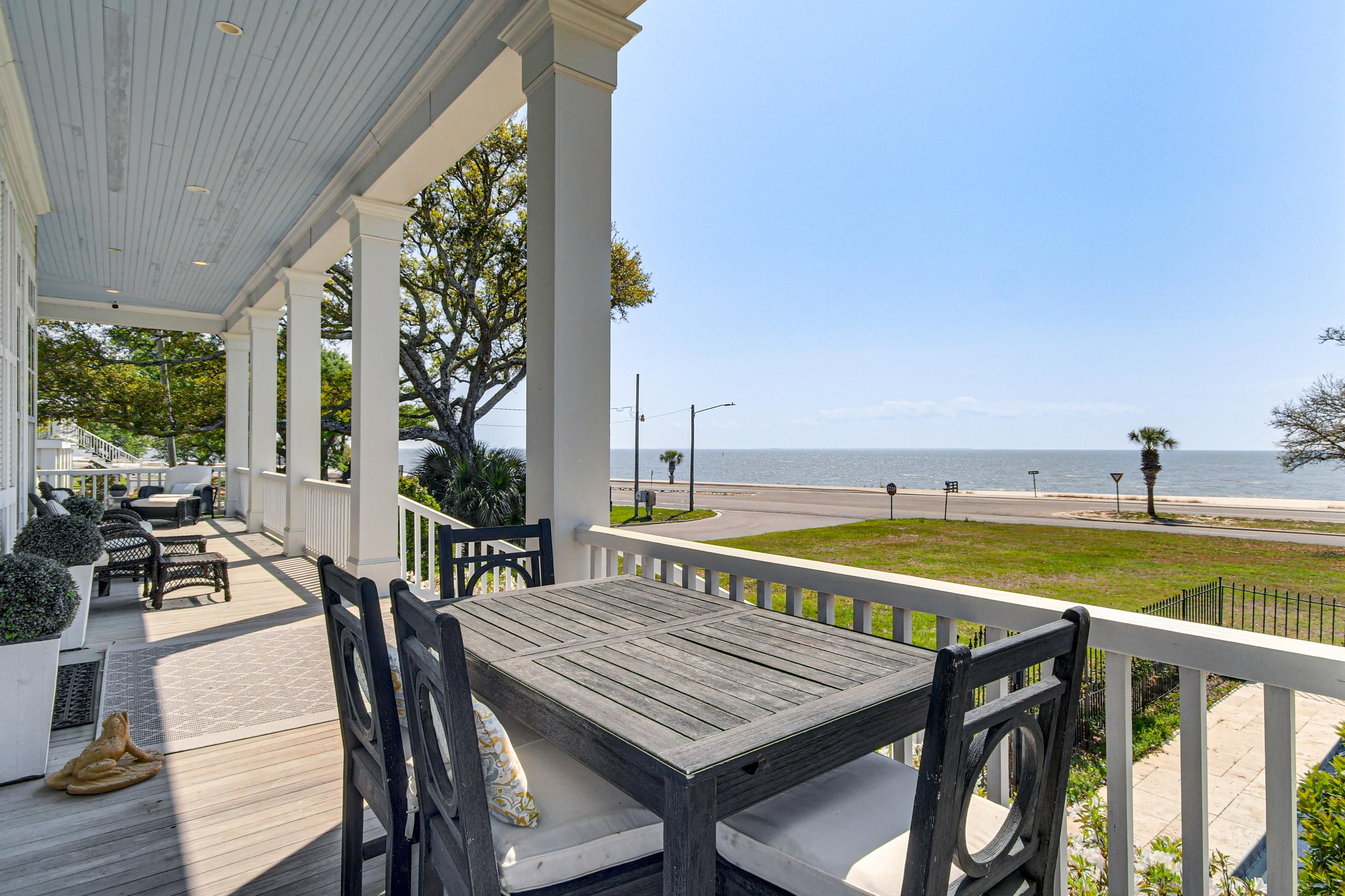 Gulf Views | Private Pool | Covered Porch w/ Dining Table & Seating