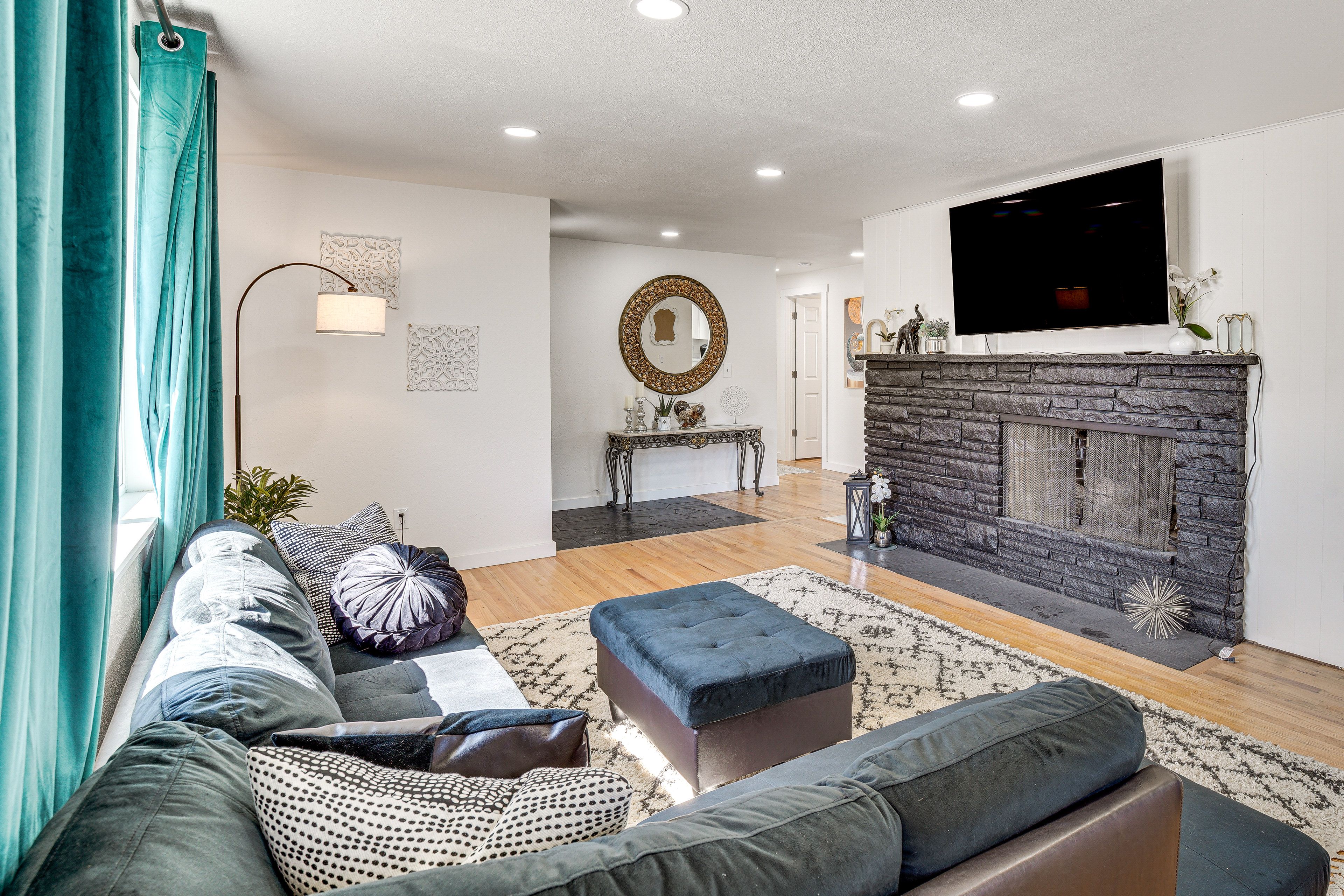 Tacoma Vacation Rental | 3BR | 2BA | 1,416 Sq Ft