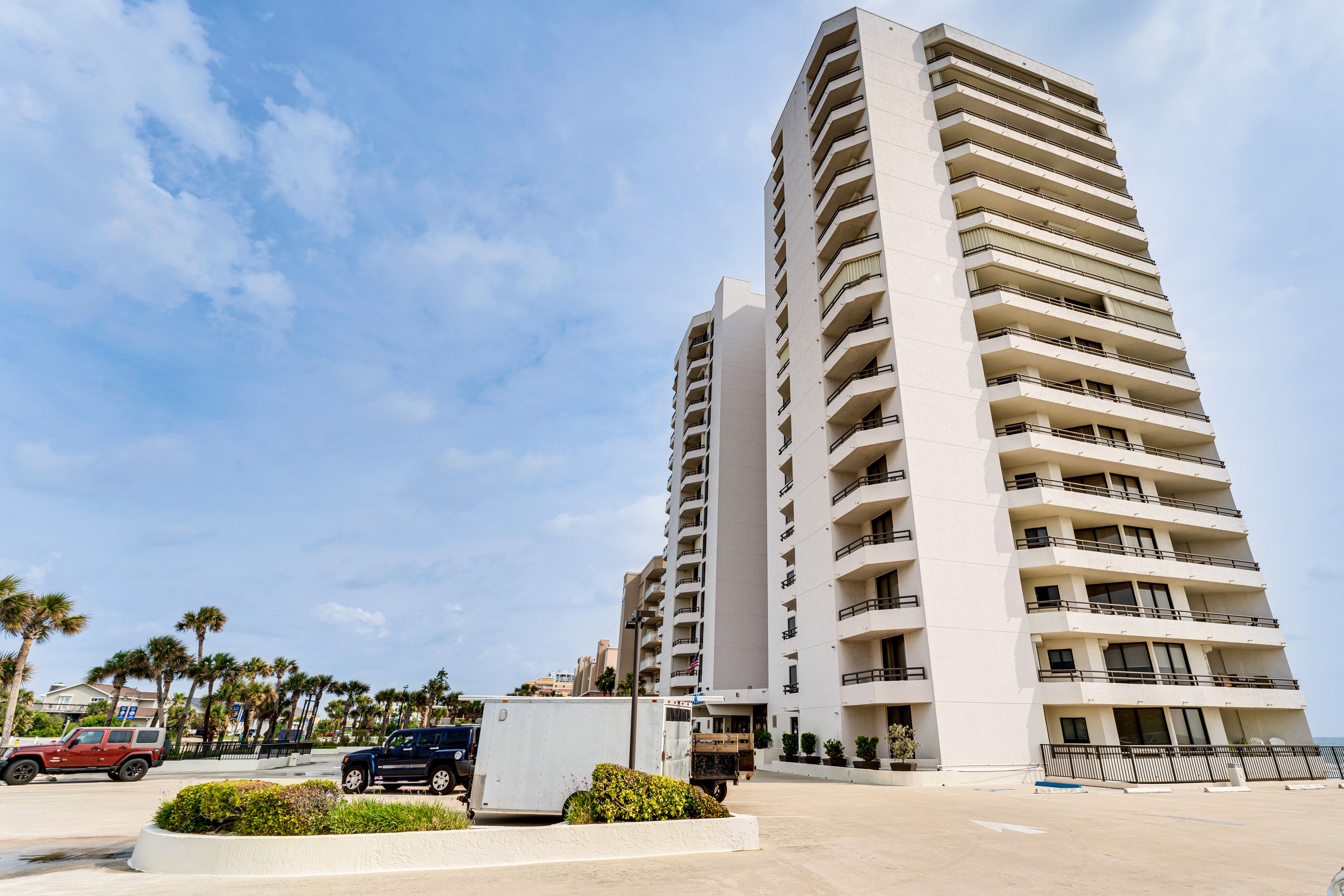 Parking | Community Garage & Lot (2 Vehicles Max)