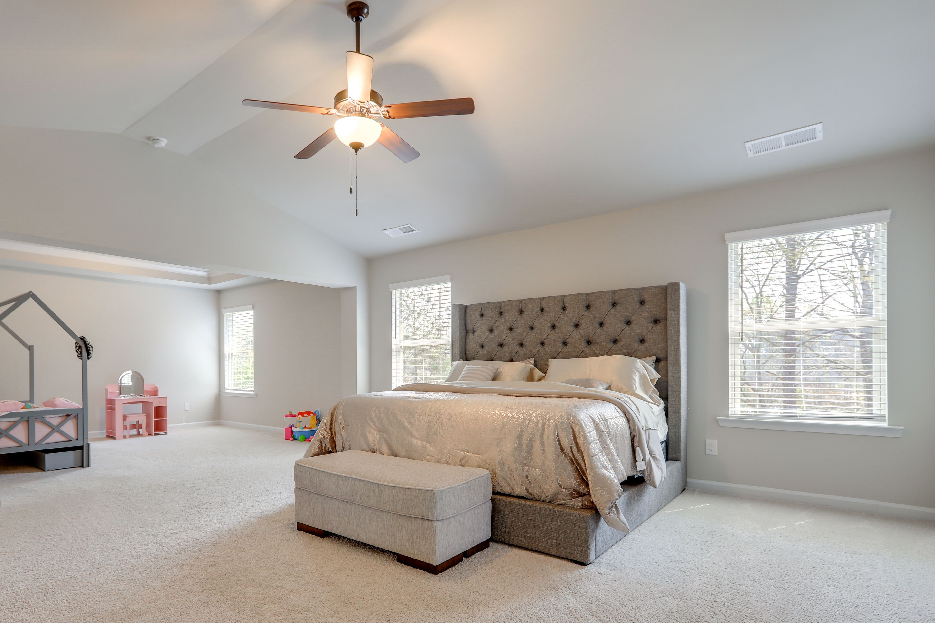 Bedroom 2 | 2nd Floor | King Bed | Twin Bed