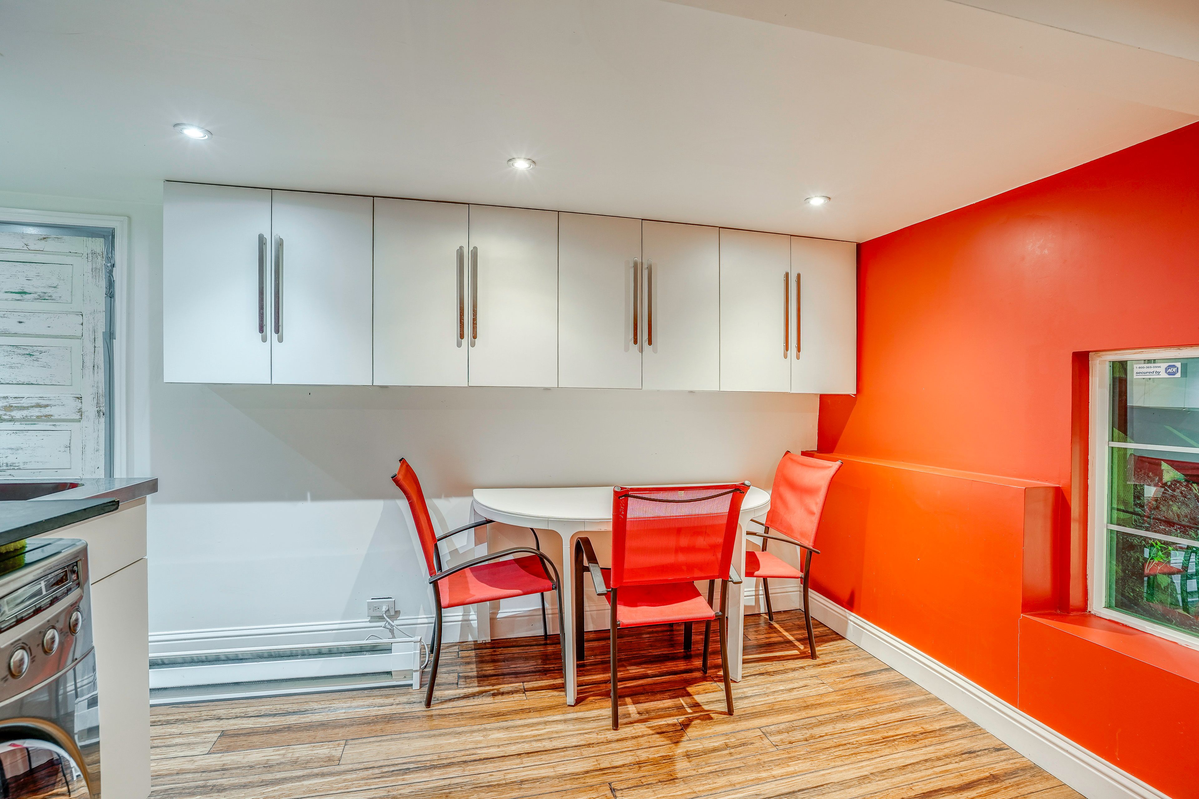 Dining/Laundry Area