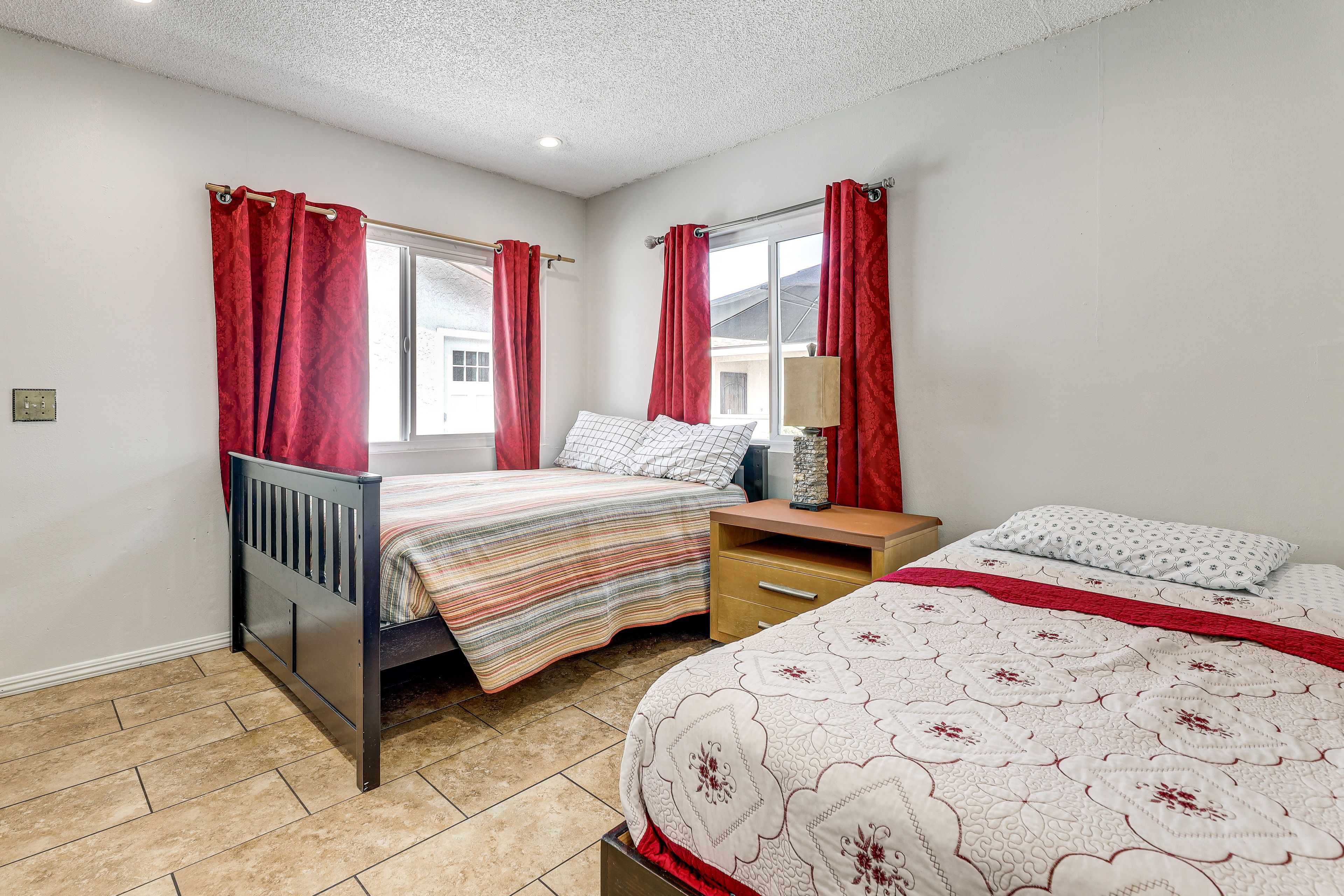 Bedroom 1 | Full Bed | Twin Bed