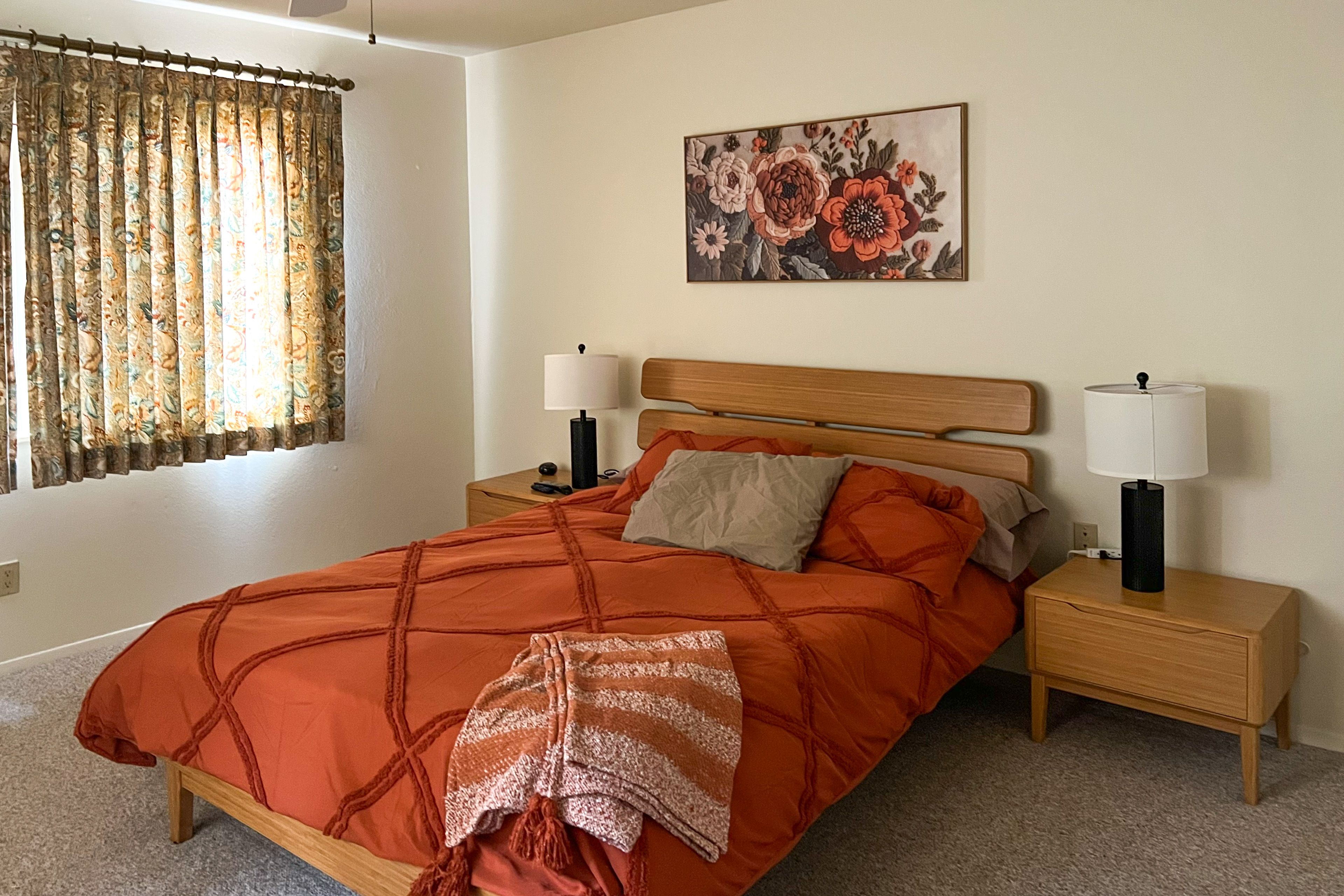 Bedroom 2 | Queen Bed