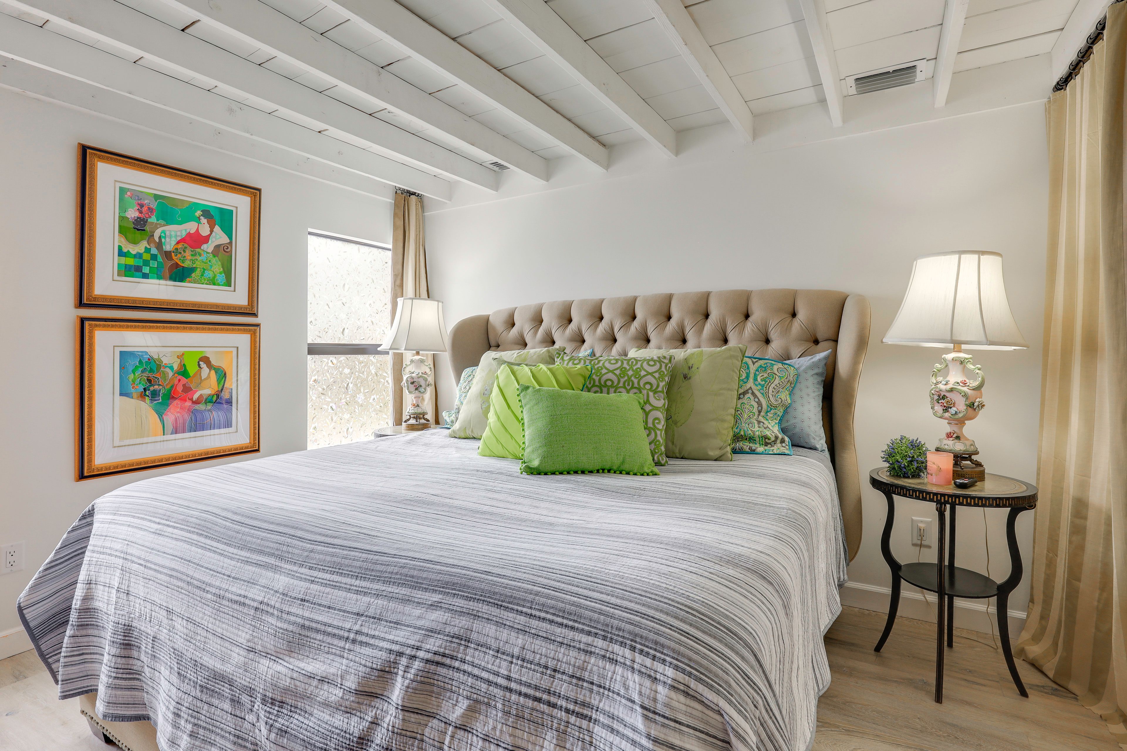 Bedroom 1 | King Bed | 1st Floor
