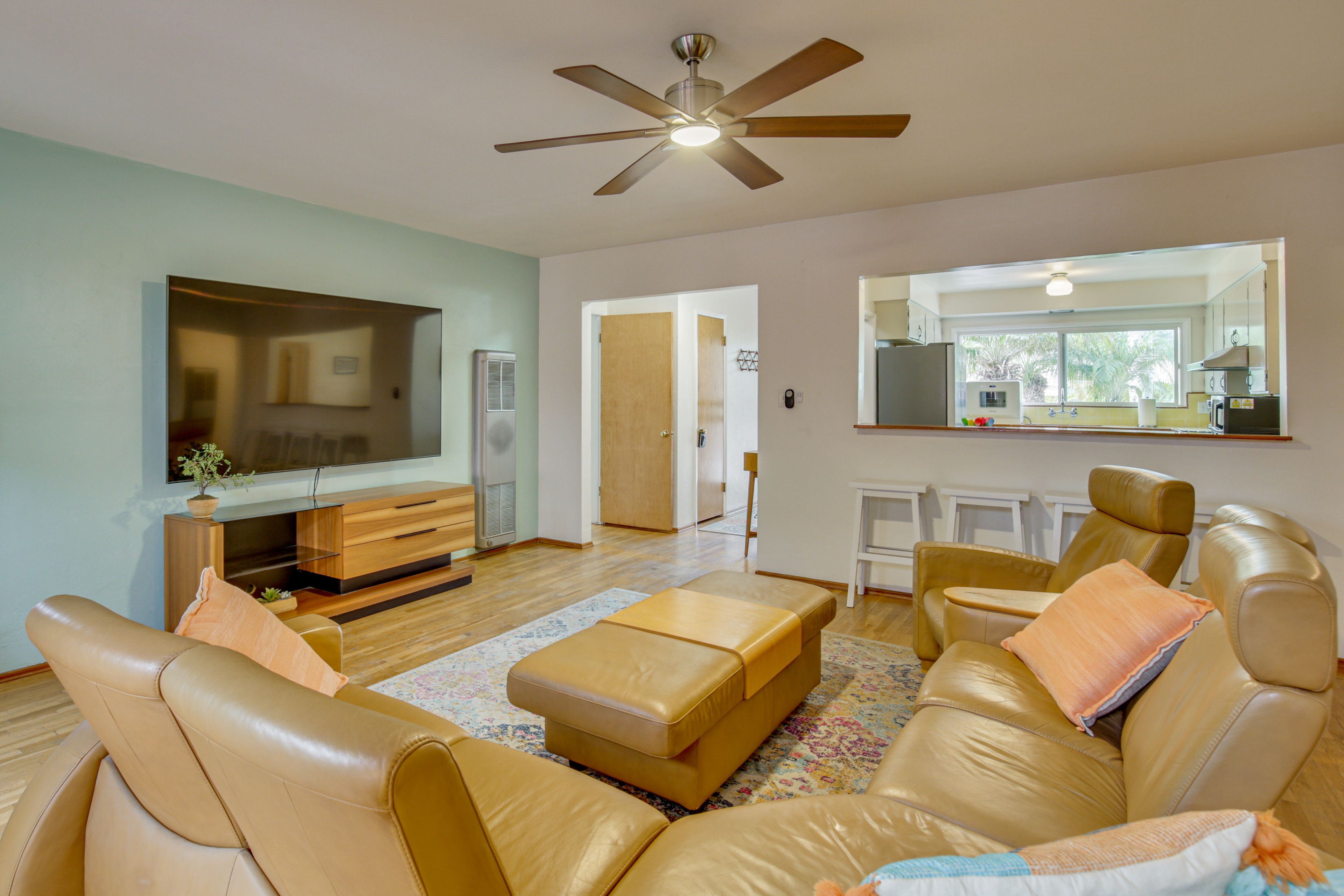 Living Room | Smart TV | Workspaces