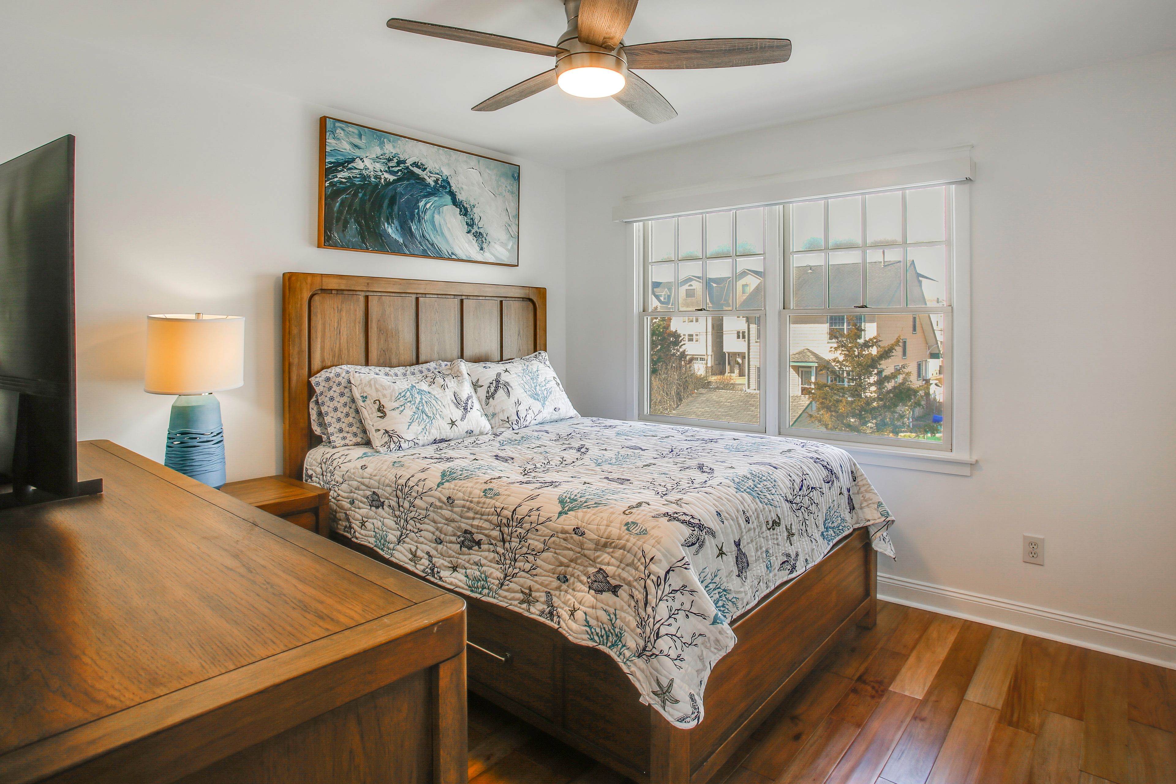 Bedroom 3 | 2nd Floor | Queen Bed