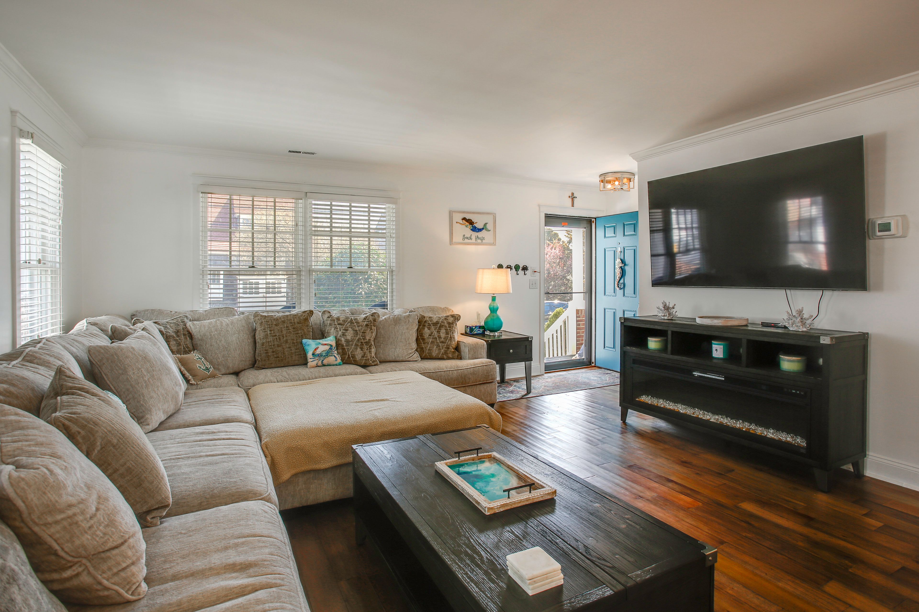 Living Room | 1st Floor