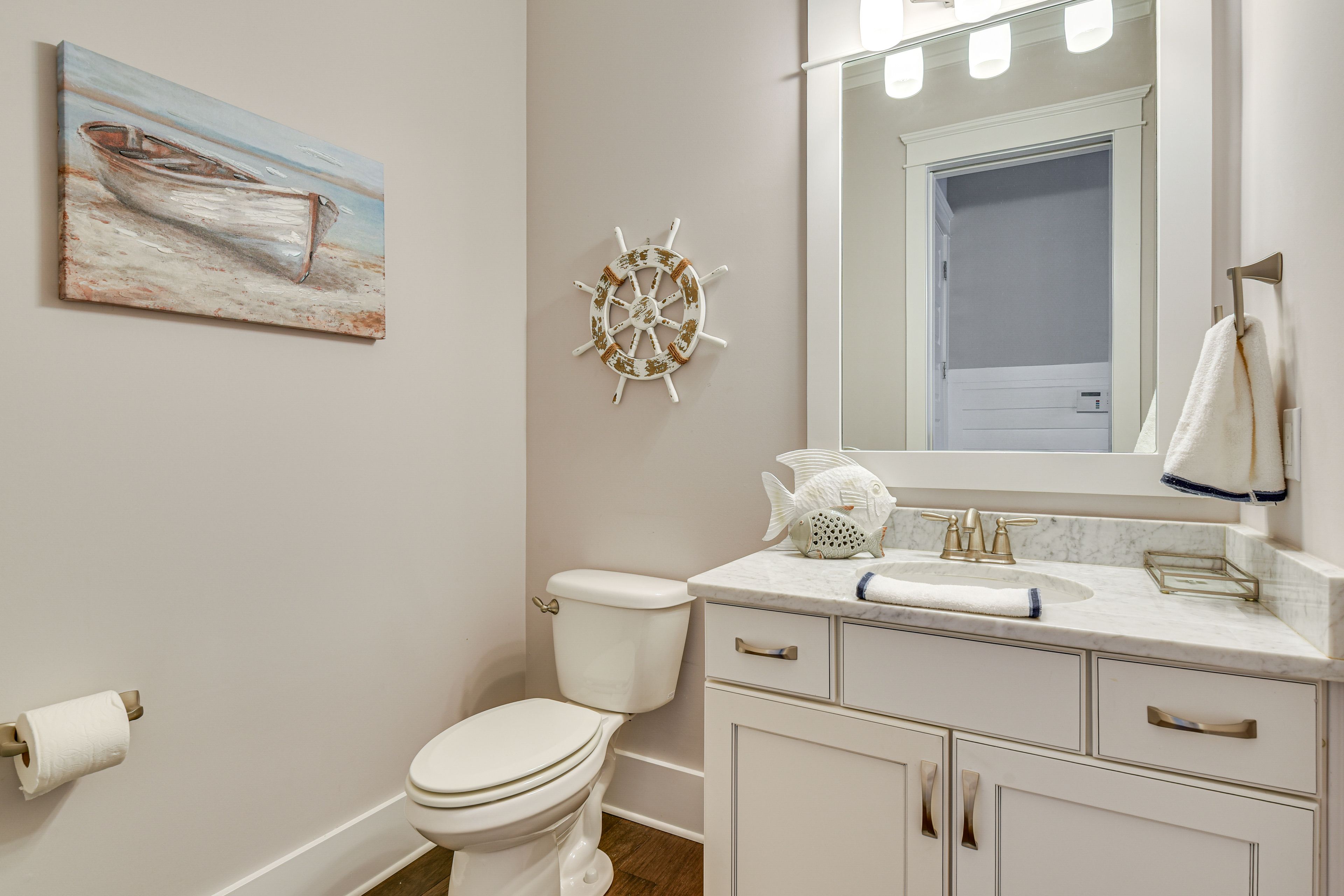 Half Bathroom | 1st Floor