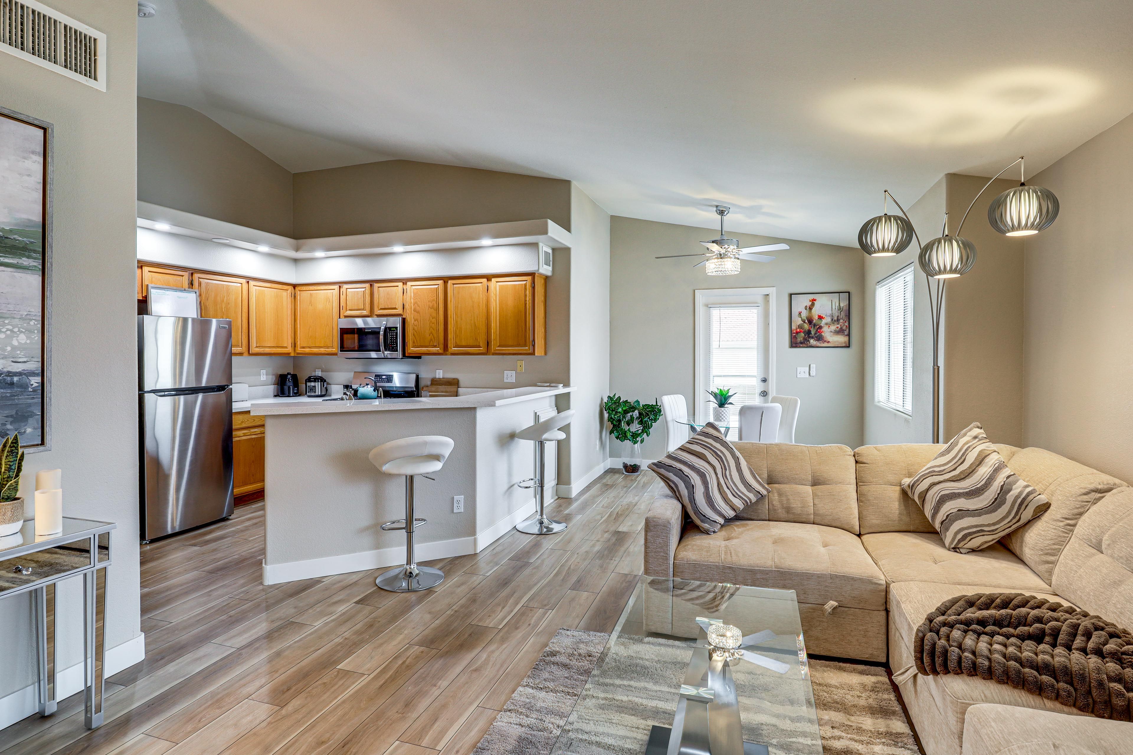Kitchen | Dining Area