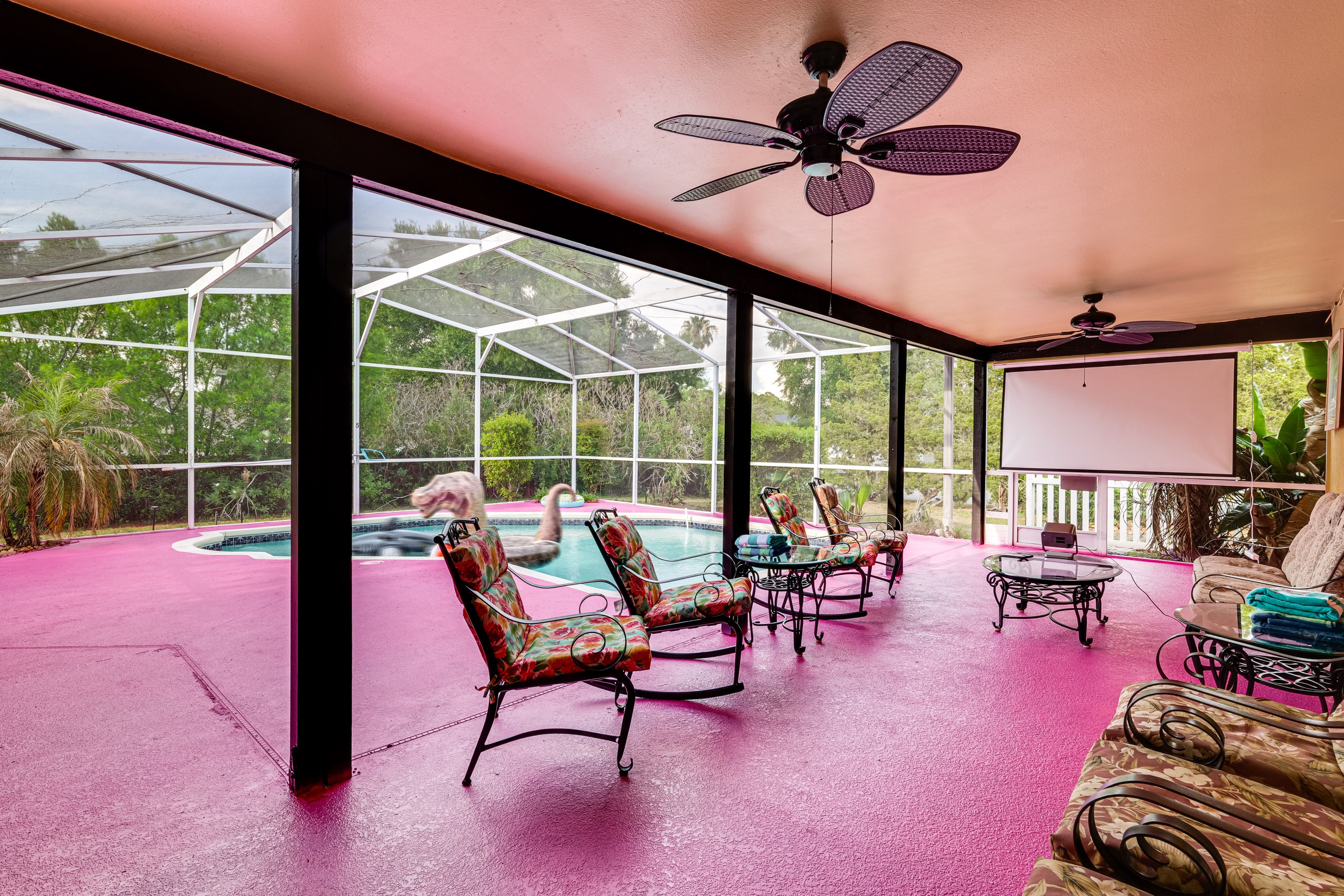 Lanai w/ Projector & Private Pool (Not Heated)