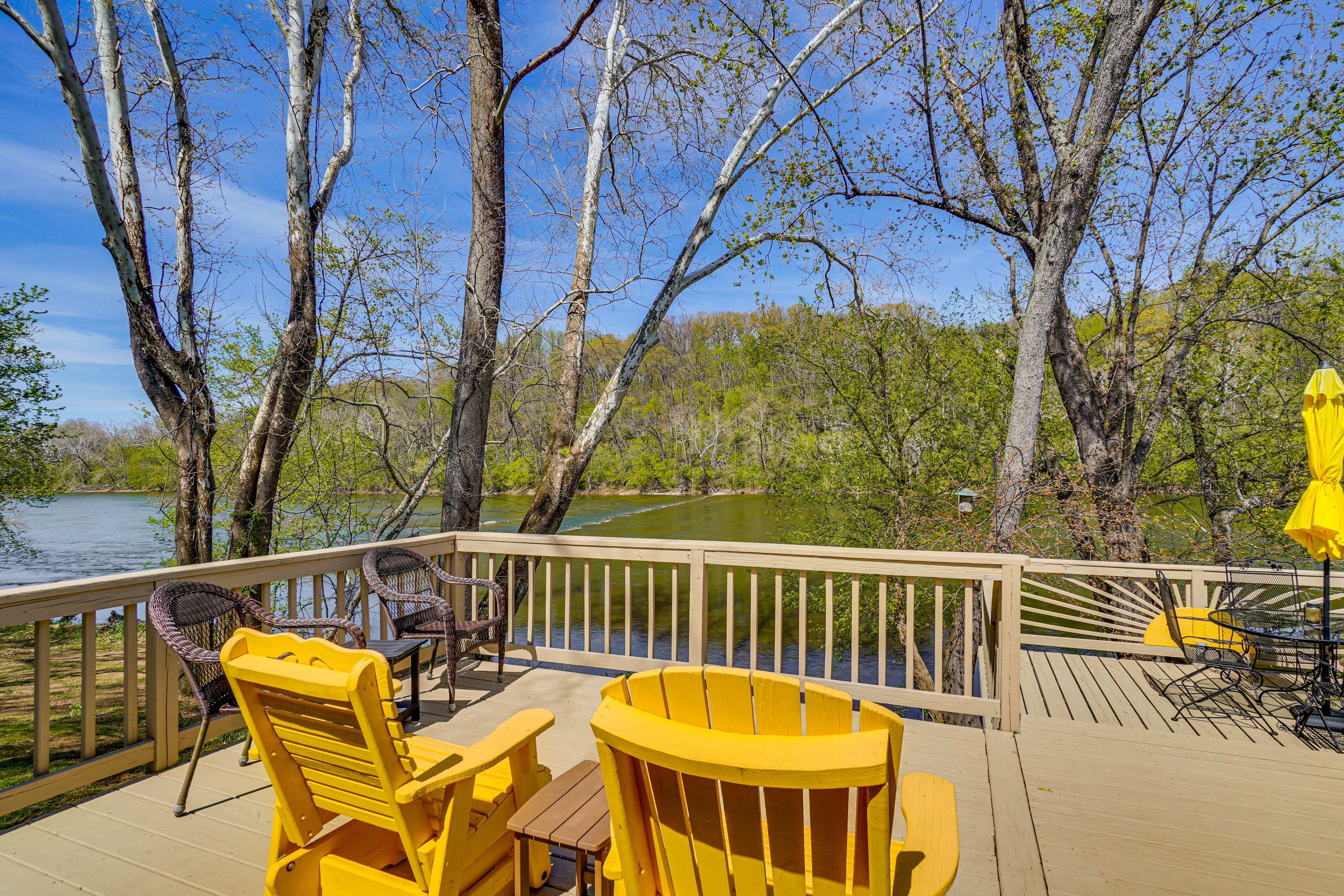Charles Town Vacation Rental | 2BR | 2BA | 1,450 Sq Ft