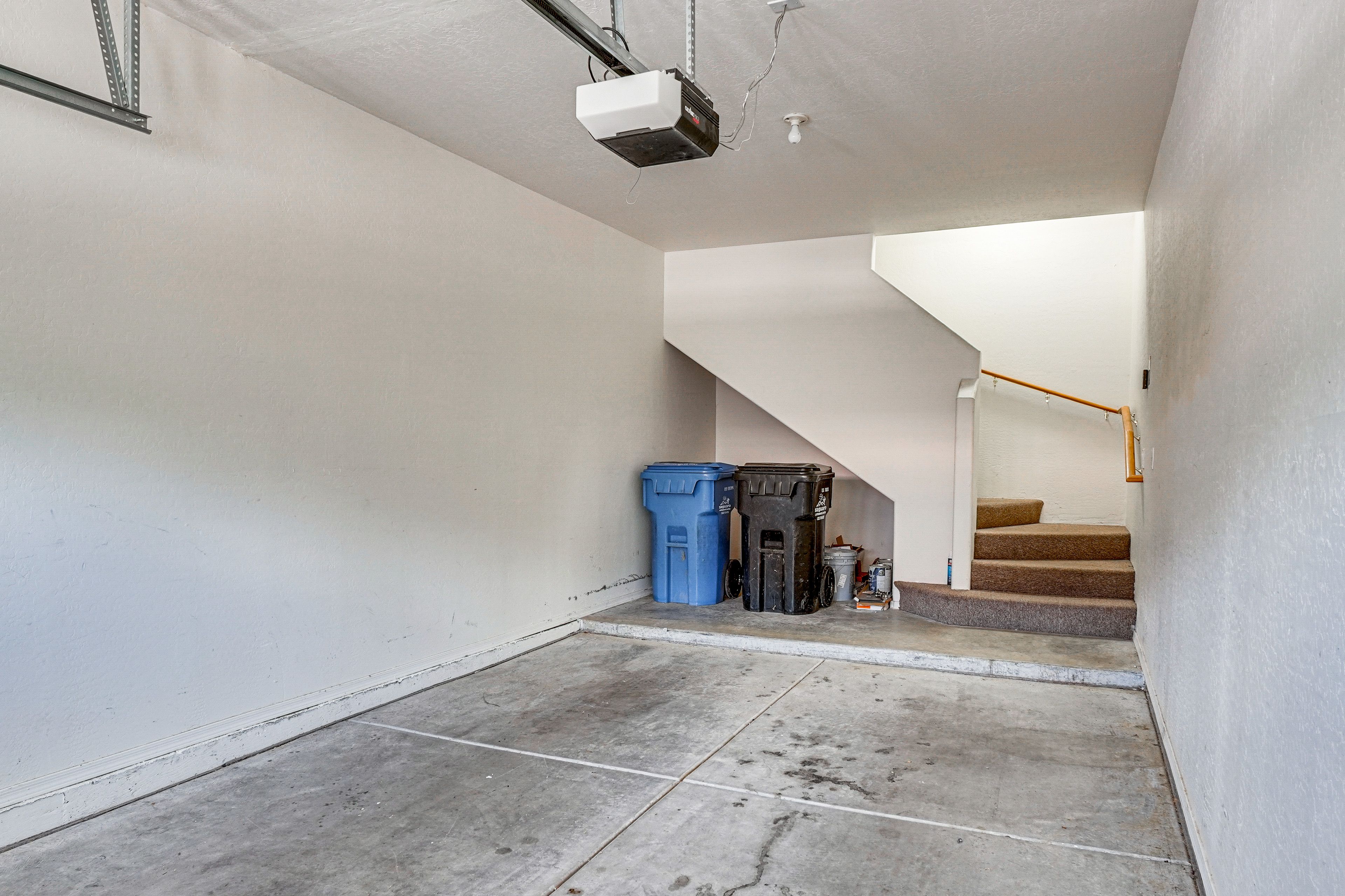 Parking | Garage (1 Vehicle) | Driveway (1 Vehicle)