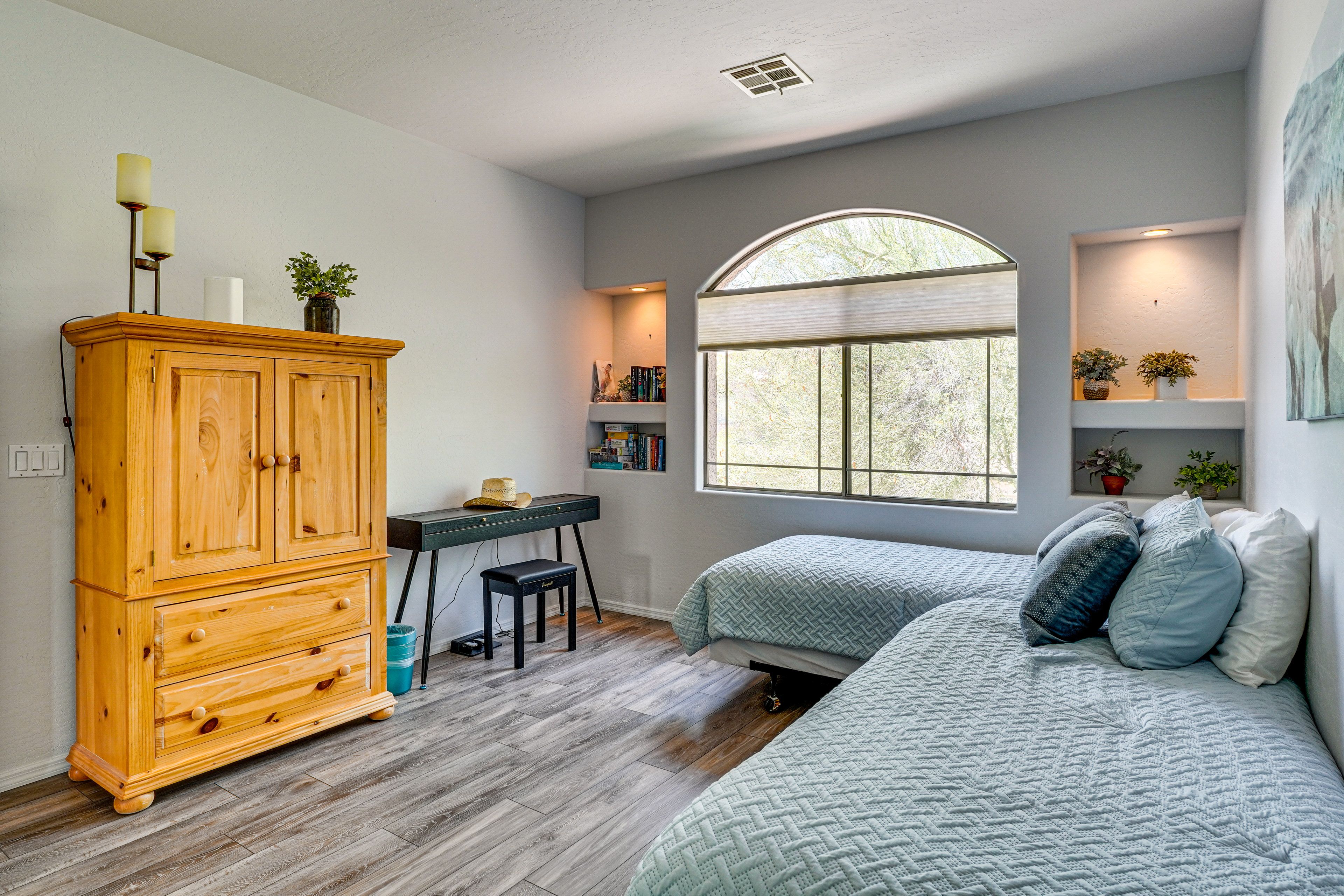 Bedroom 3 | 2 Twin Beds