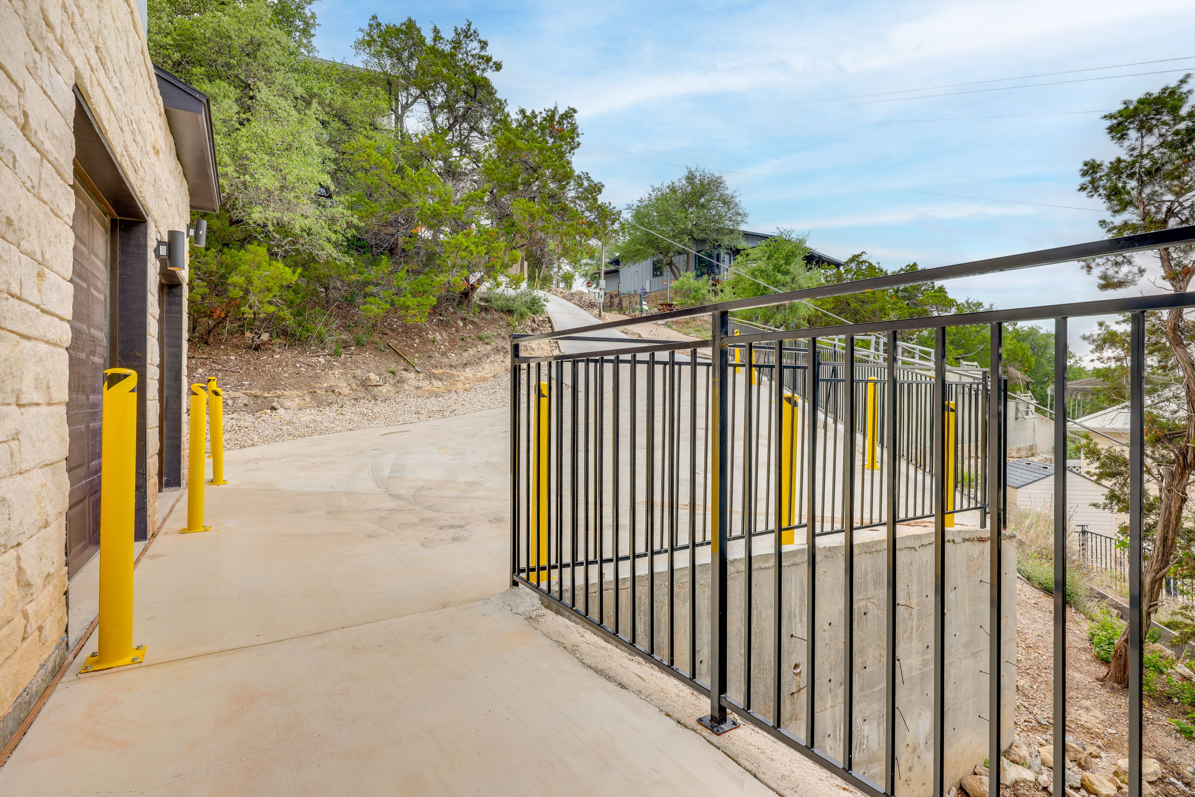 Garage Parking | 2 Vehicles