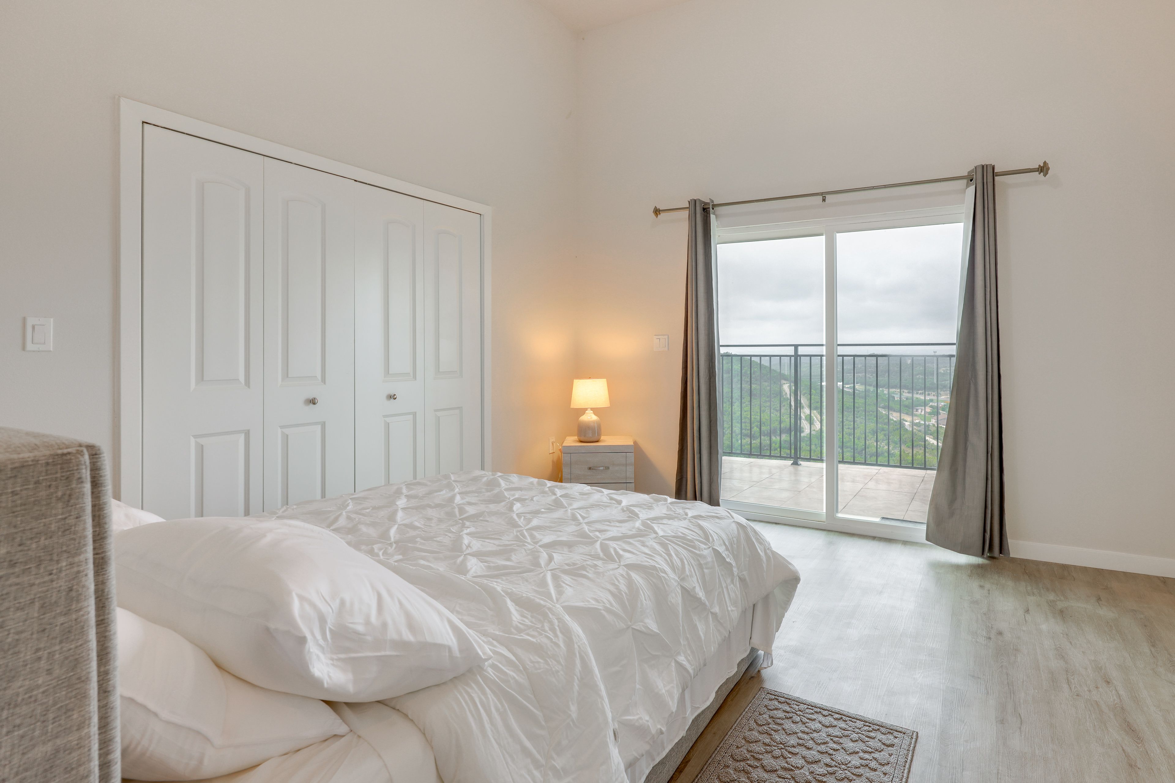 Bedroom 3 | Queen Bed | 1st Floor