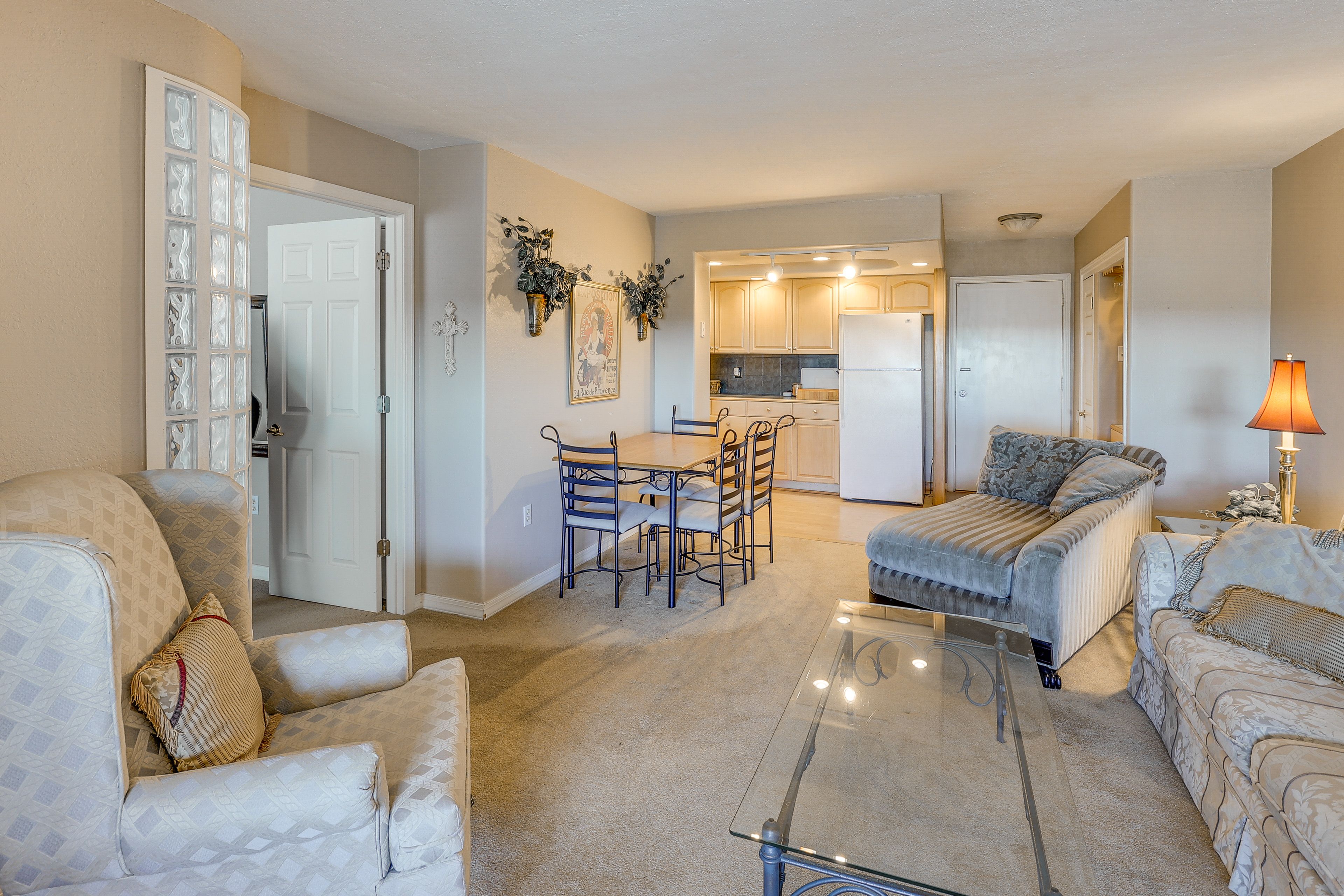 Interior | Open Floor Plan | Free WiFi | Single-Story Condo