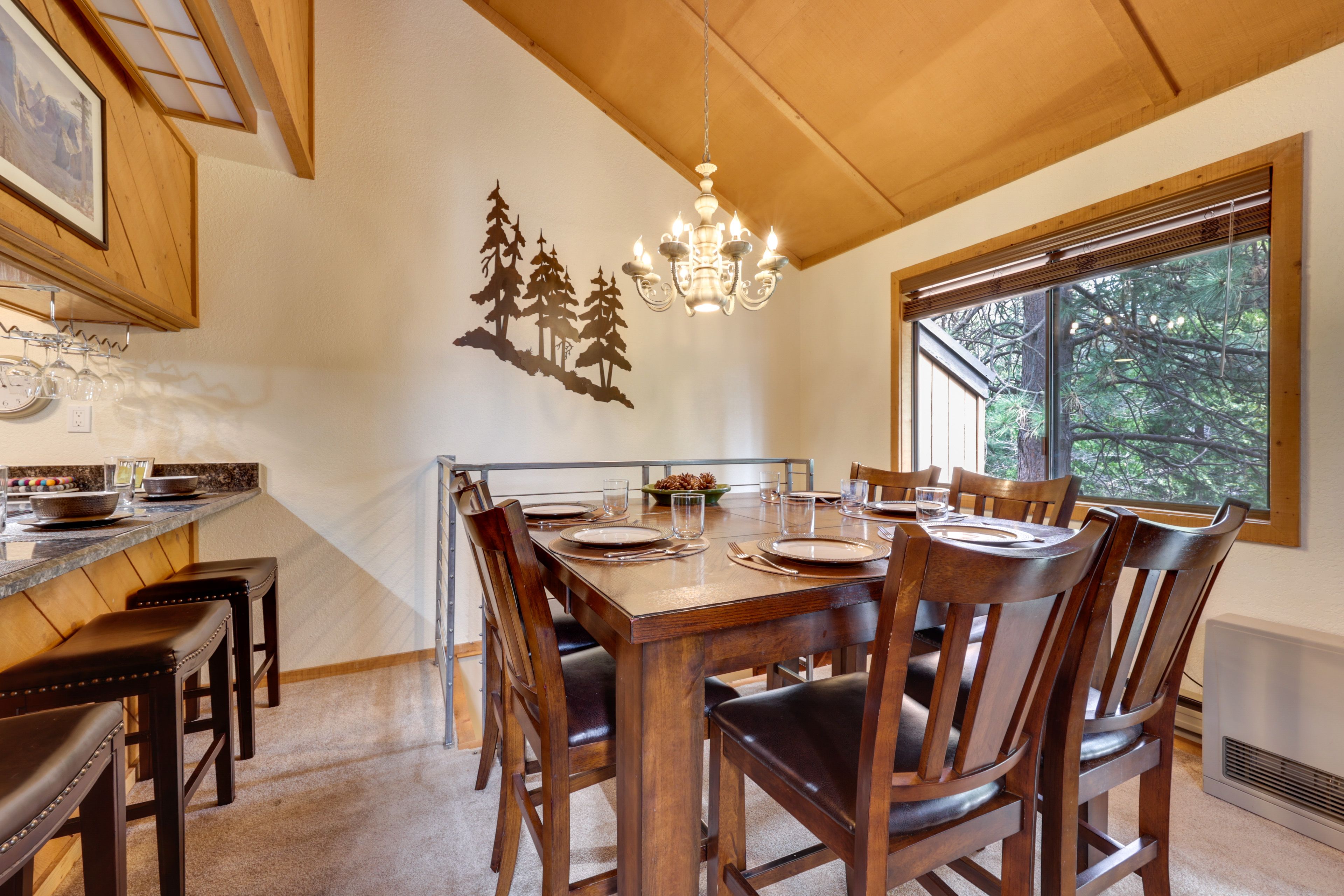 Dining Area | 1st Floor