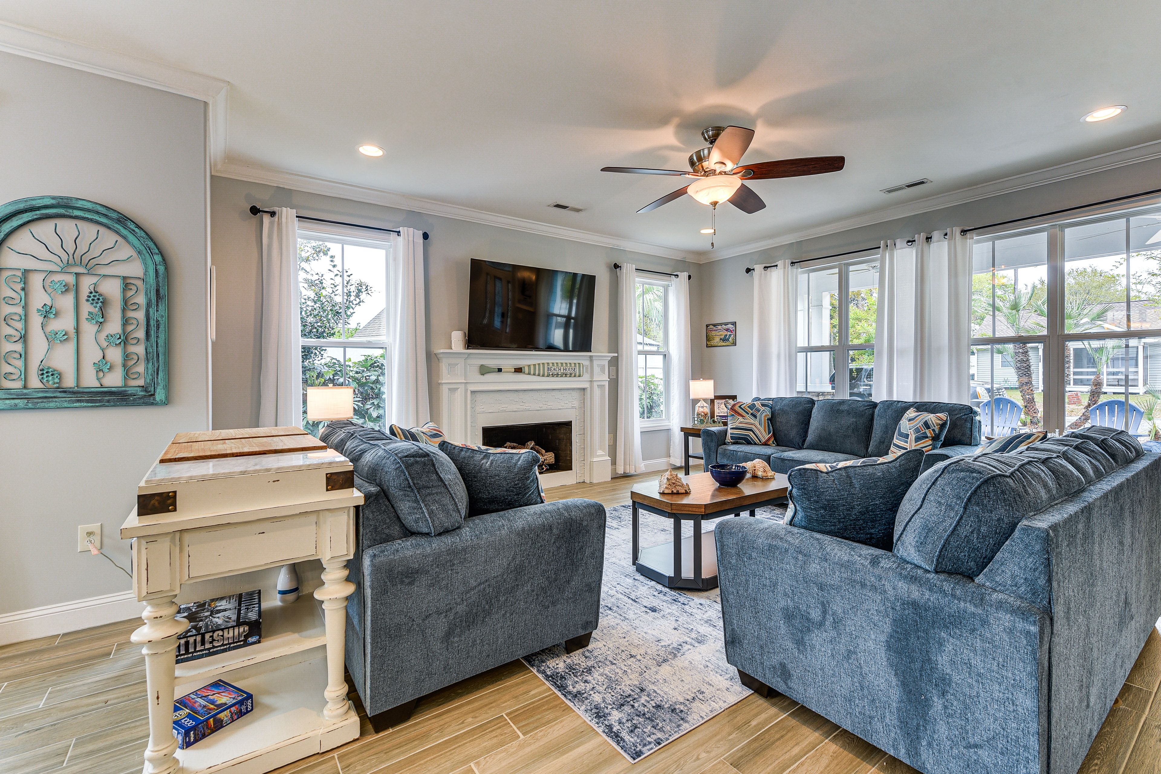 Living Room | Queen Sleeper Sofa | 1st Floor