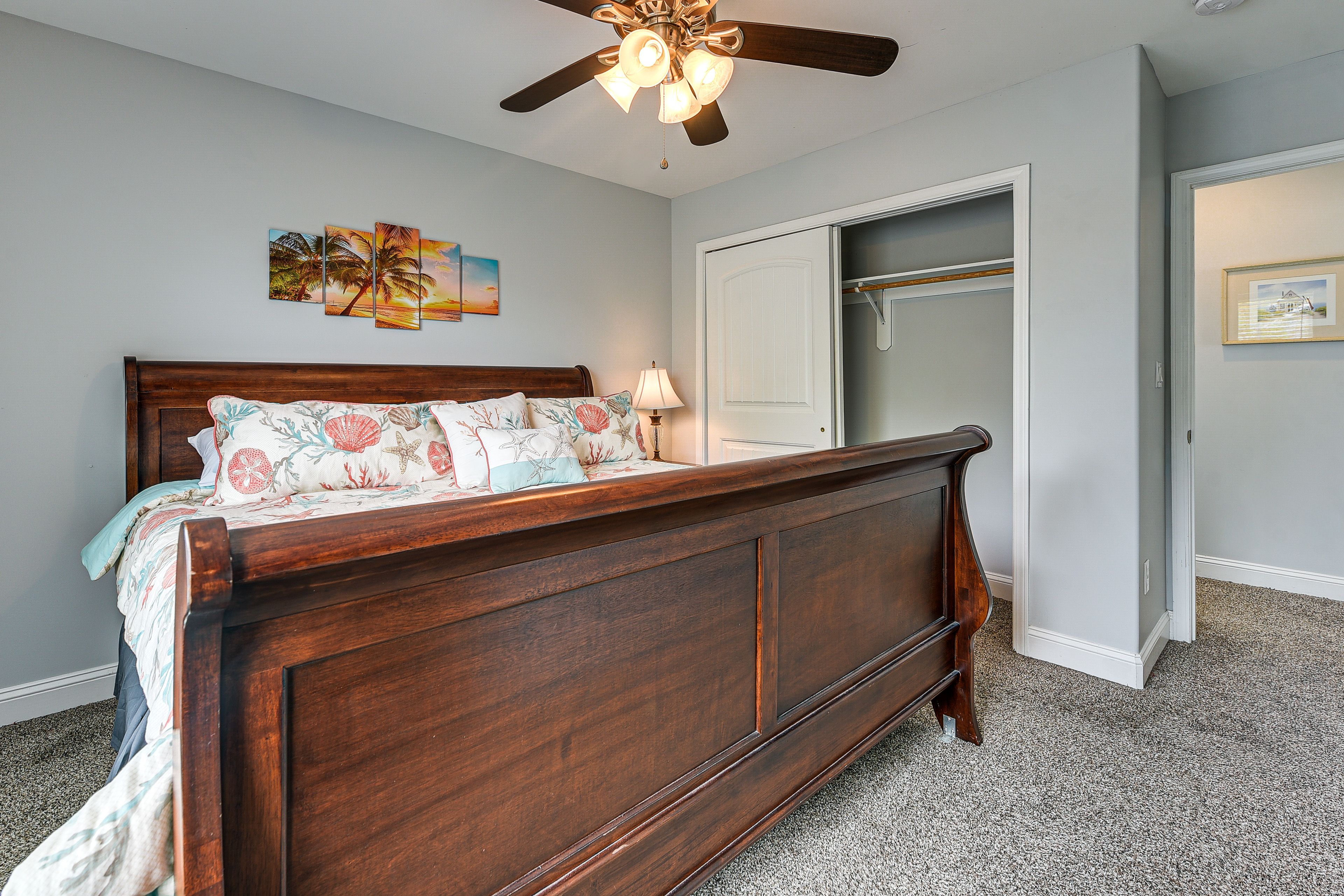 Bedroom 2 | King Bed | 2nd Floor