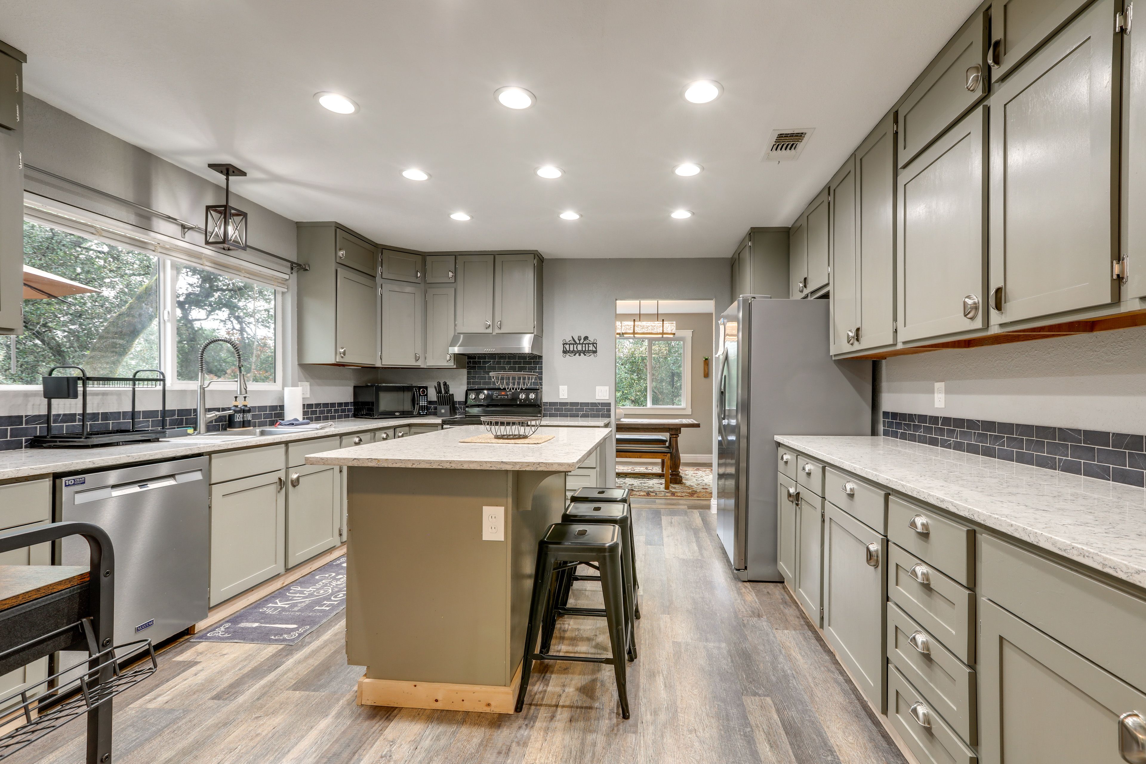 Kitchen | Central Heating & A/C