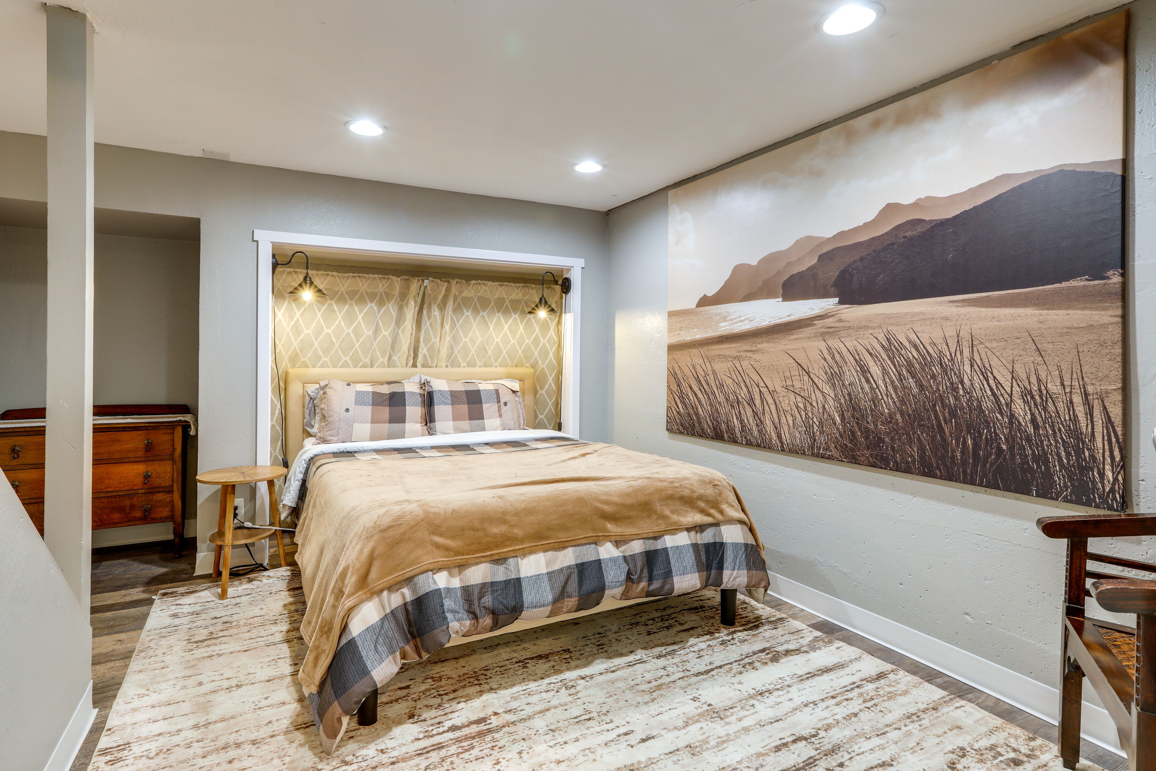 Bedroom 4 | Queen Bed | Lower Level