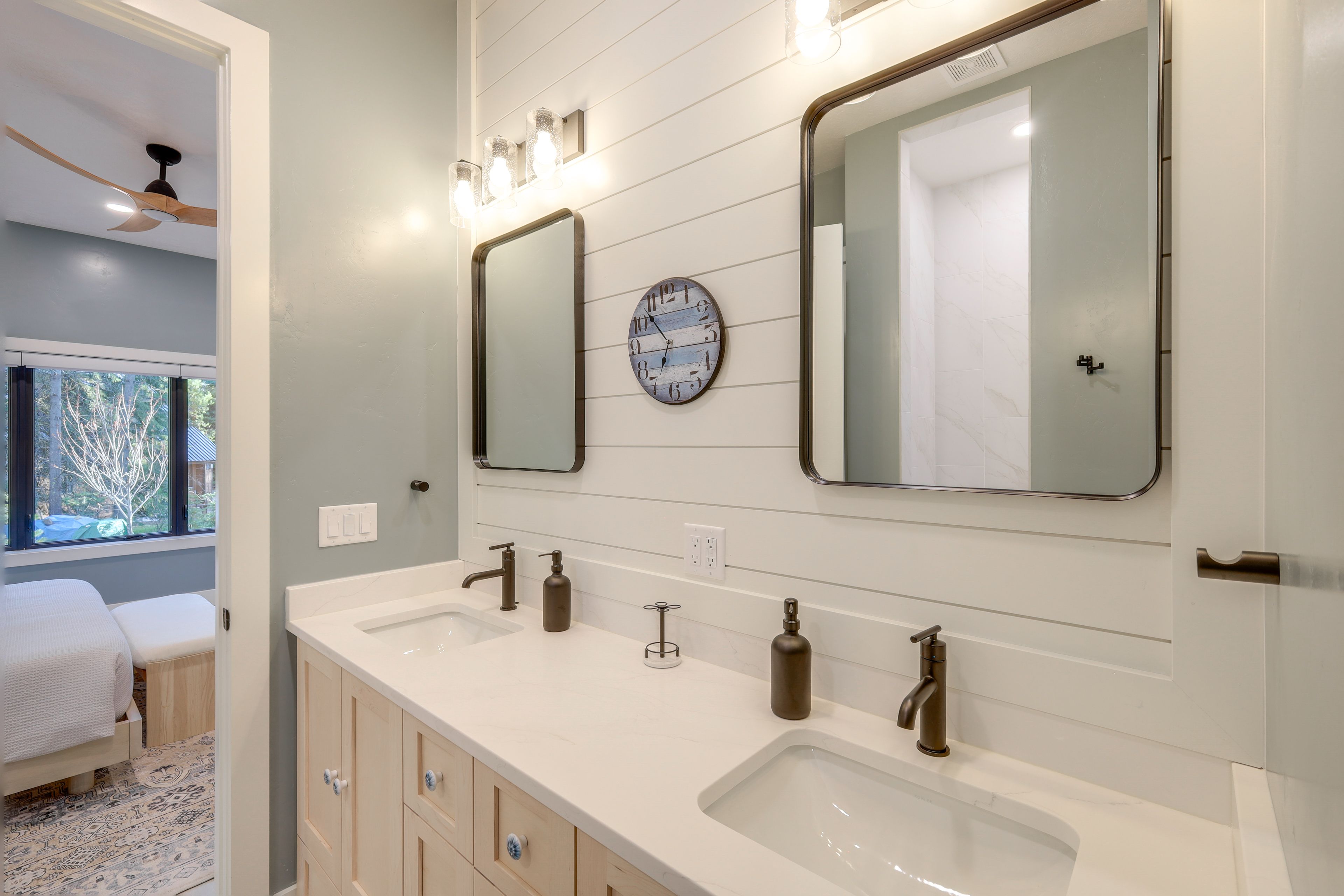 Full Bathroom | 1st Floor