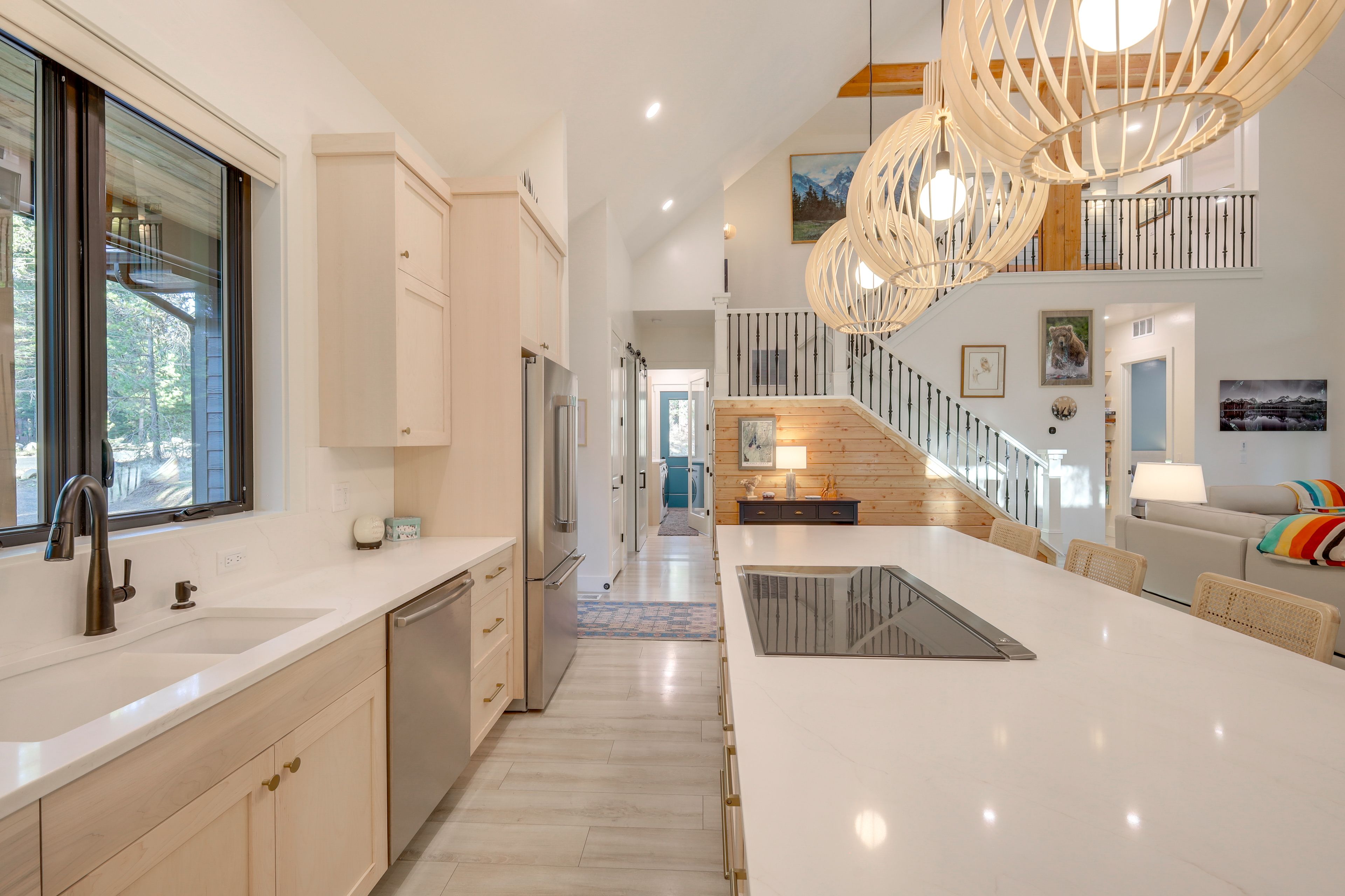 Kitchen | Breakfast Bar