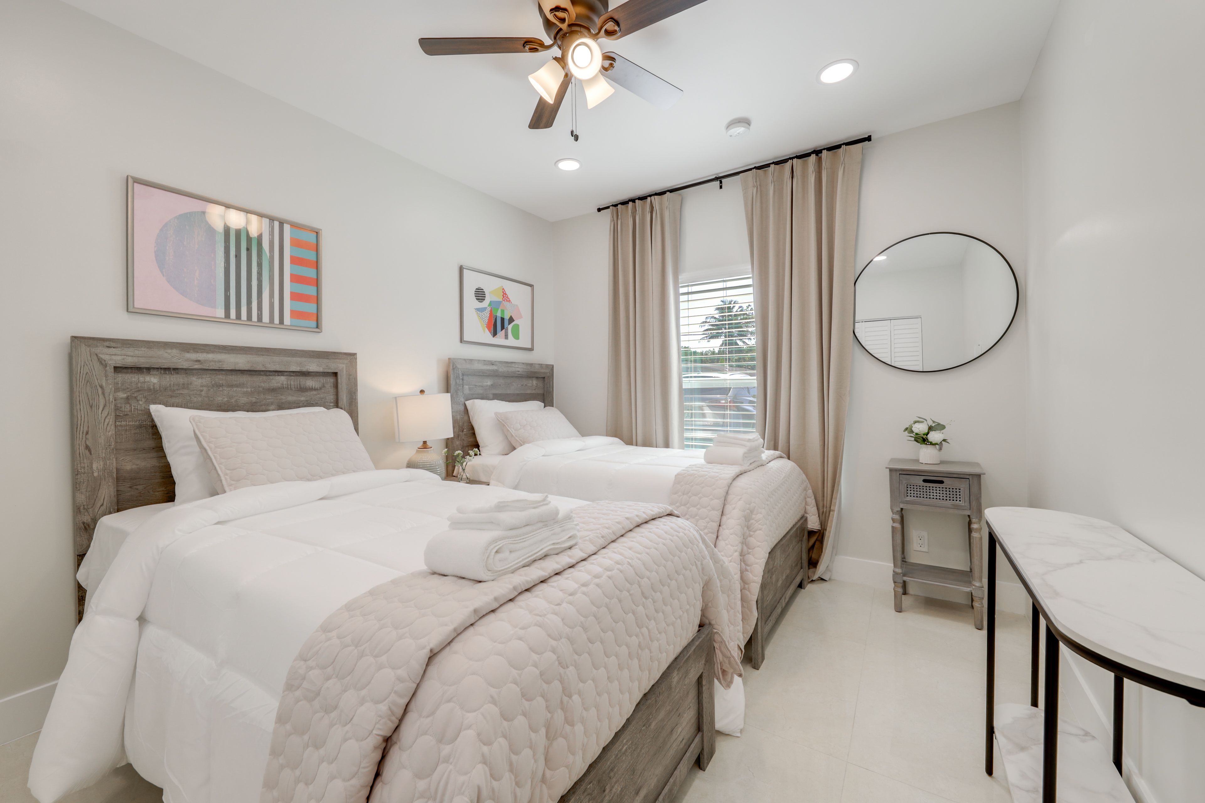 Bedroom 3 | 2 Twin Beds