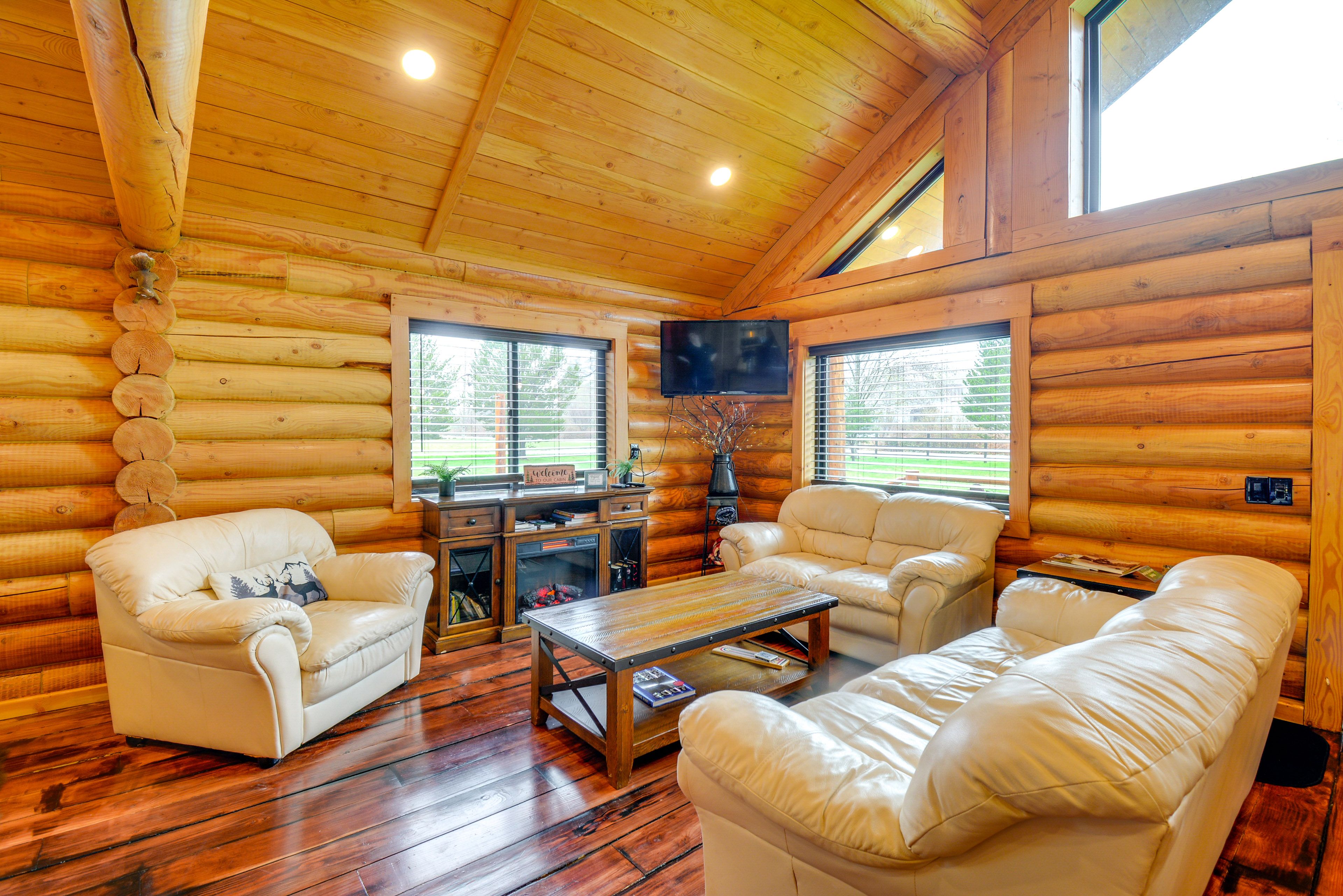 Living Room | Electric Fireplace | Flat-Screen TV | 1st Floor