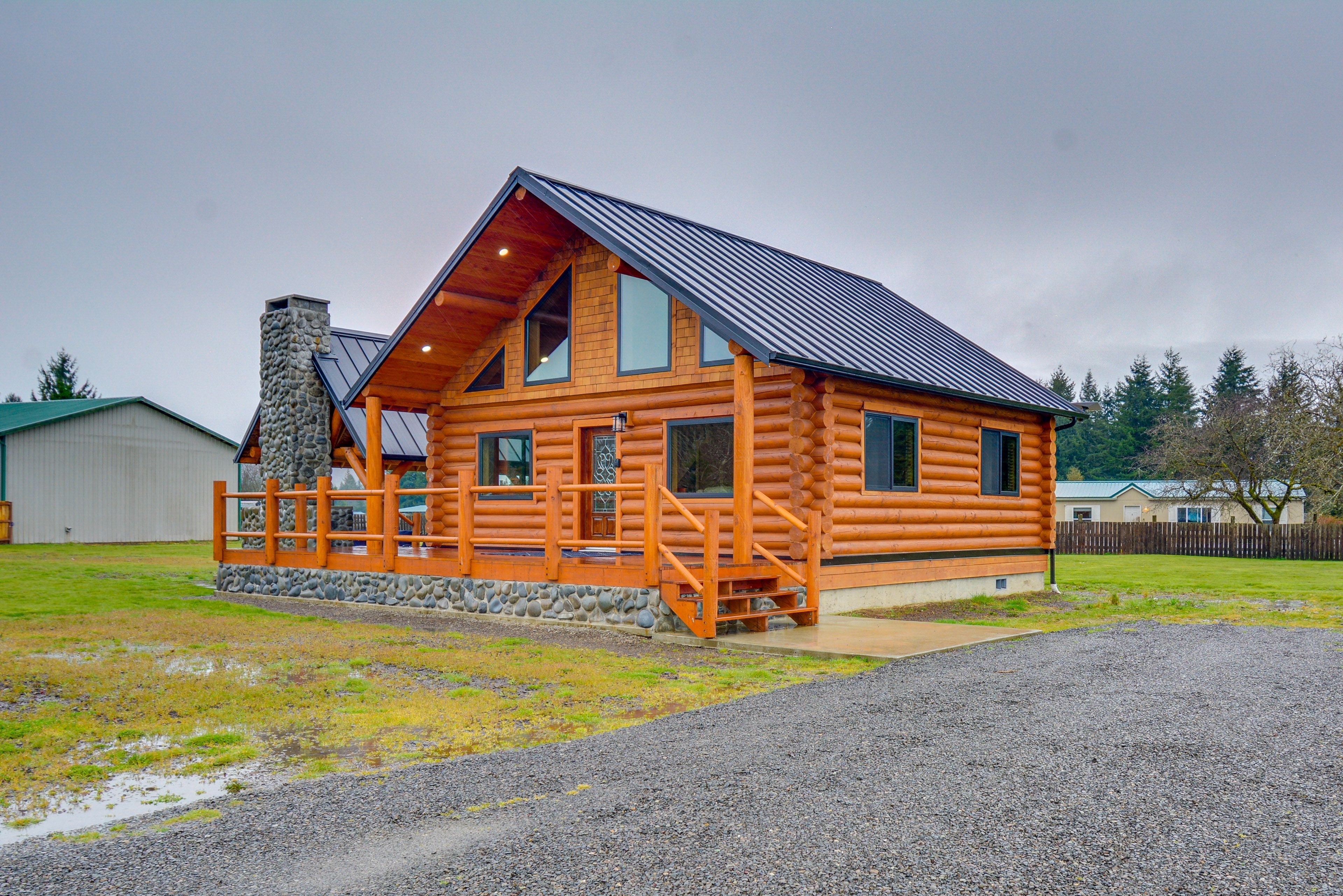 Parking | Driveway (3 Vehicles)