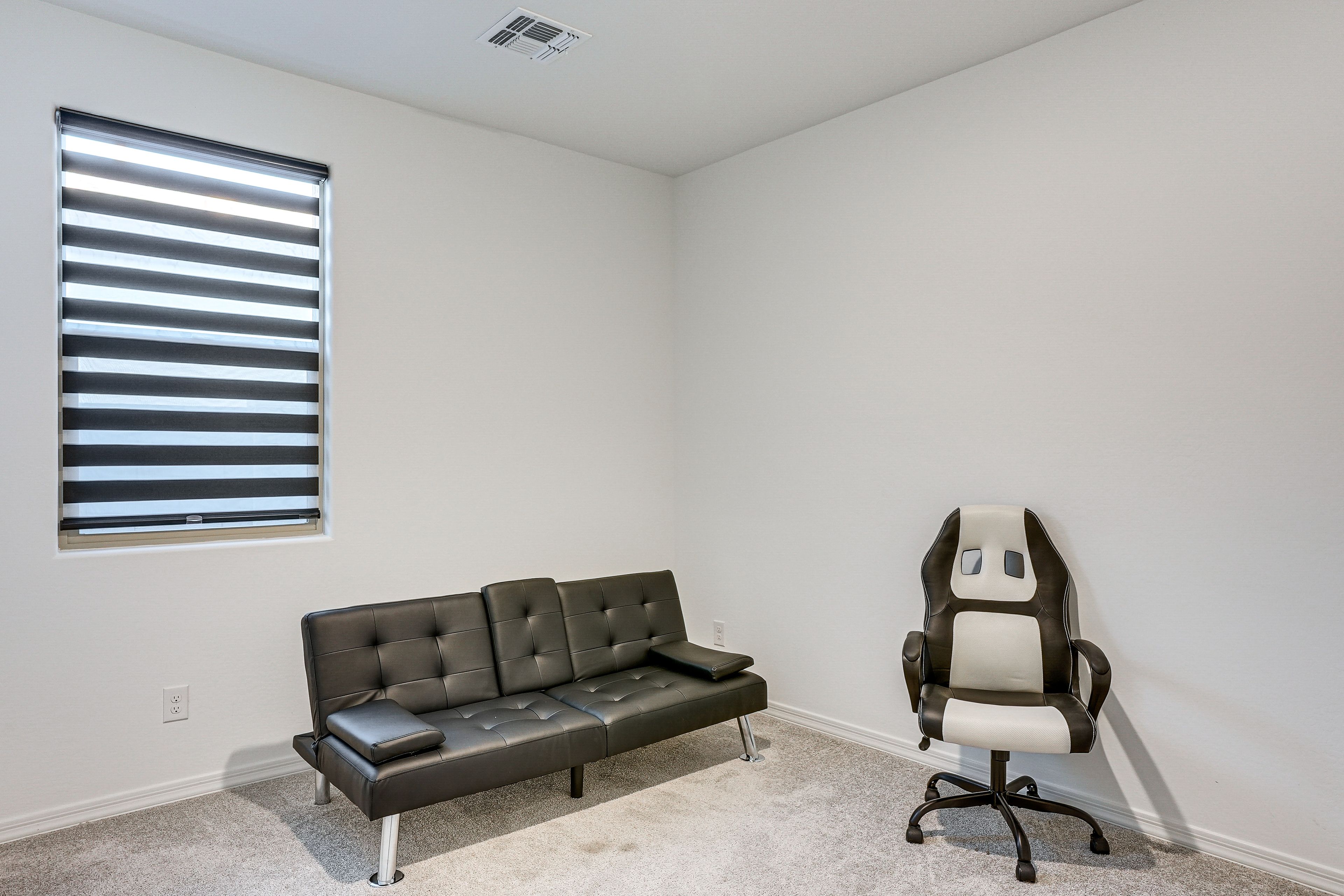 Bedroom 3 | Full Futon