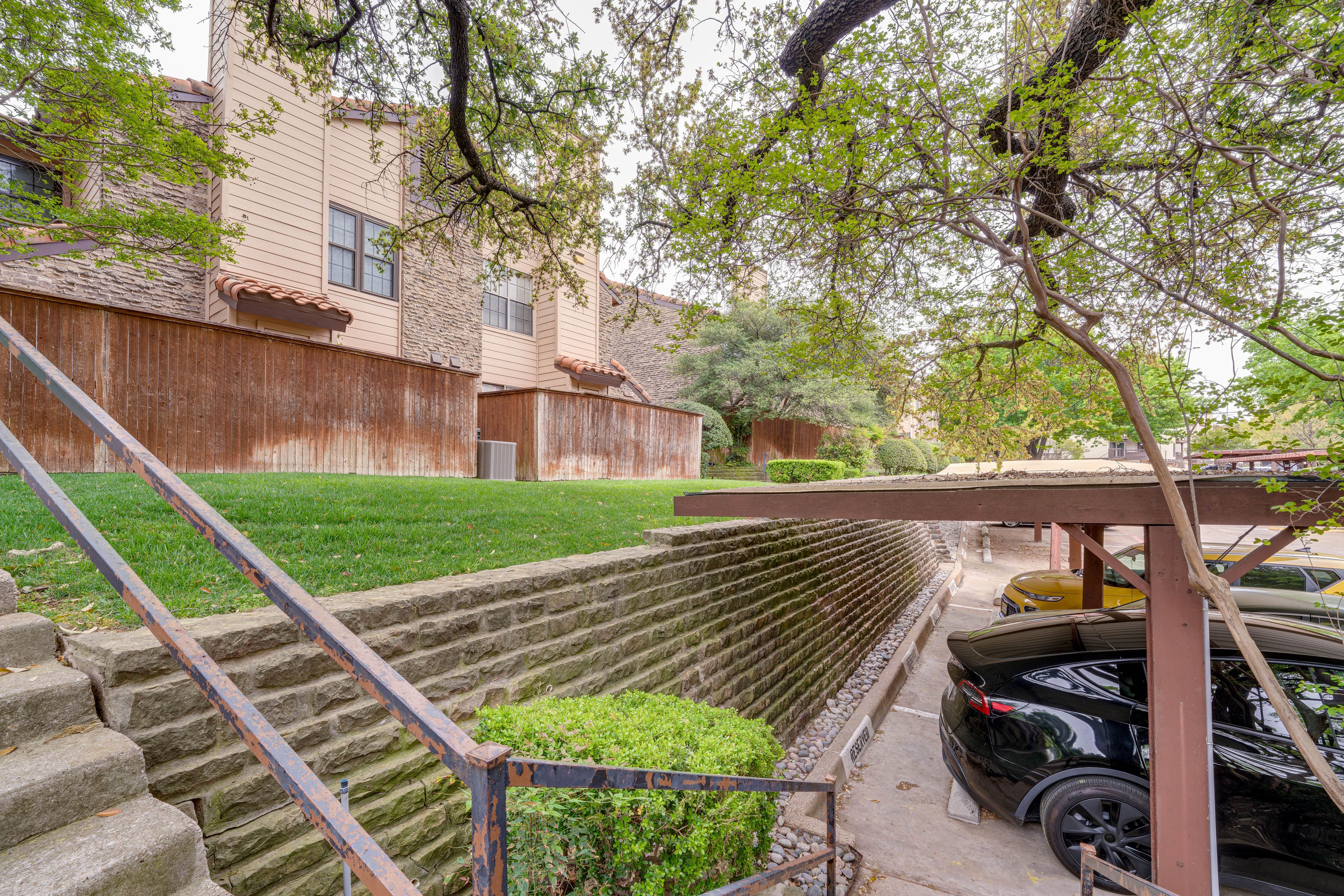 Parking | Community Lot (1 Vehicle) | Covered Parking (1 Vehicle)