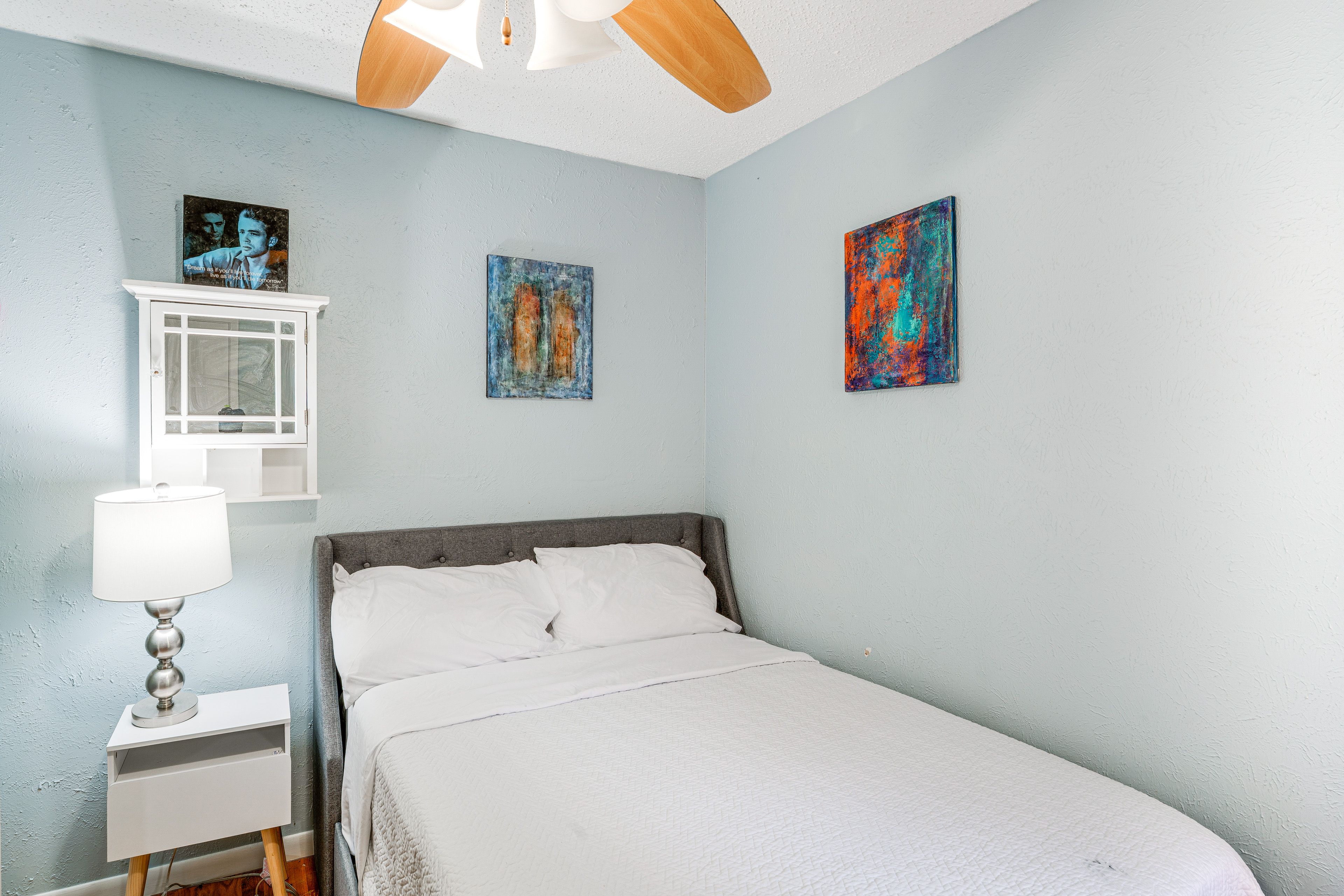 Bedroom 2 | Queen Bed