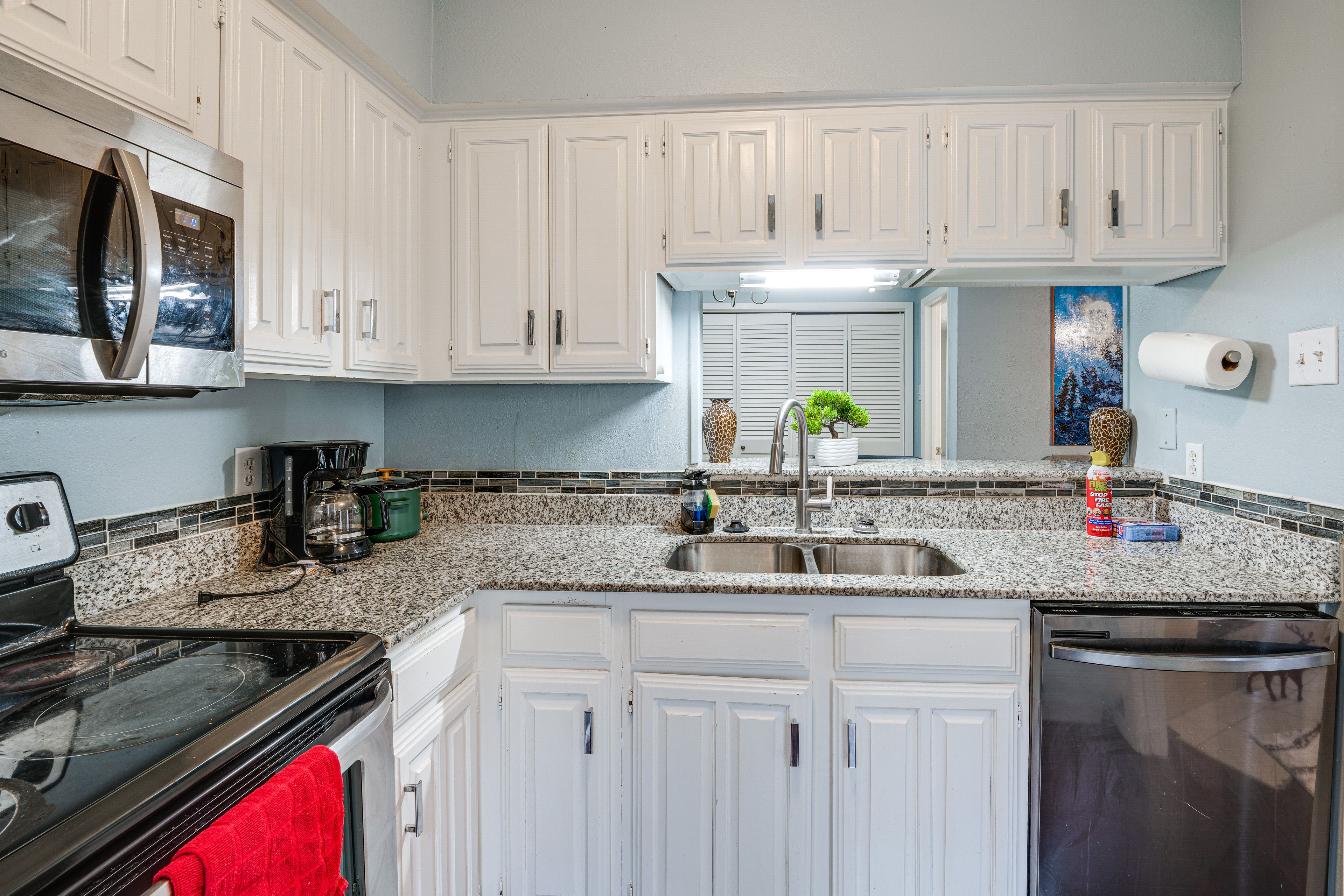 Property Interior | Single-Story Condo | Dedicated Workspace