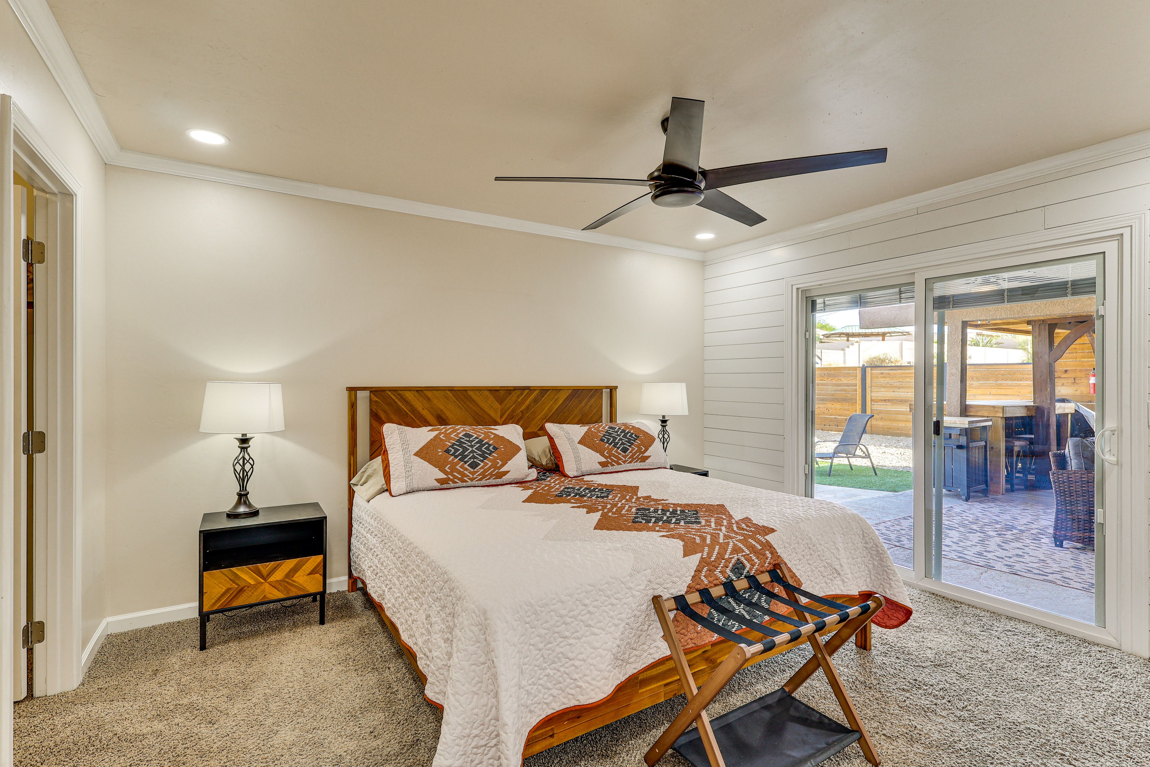 Bedroom 1 | King Bed