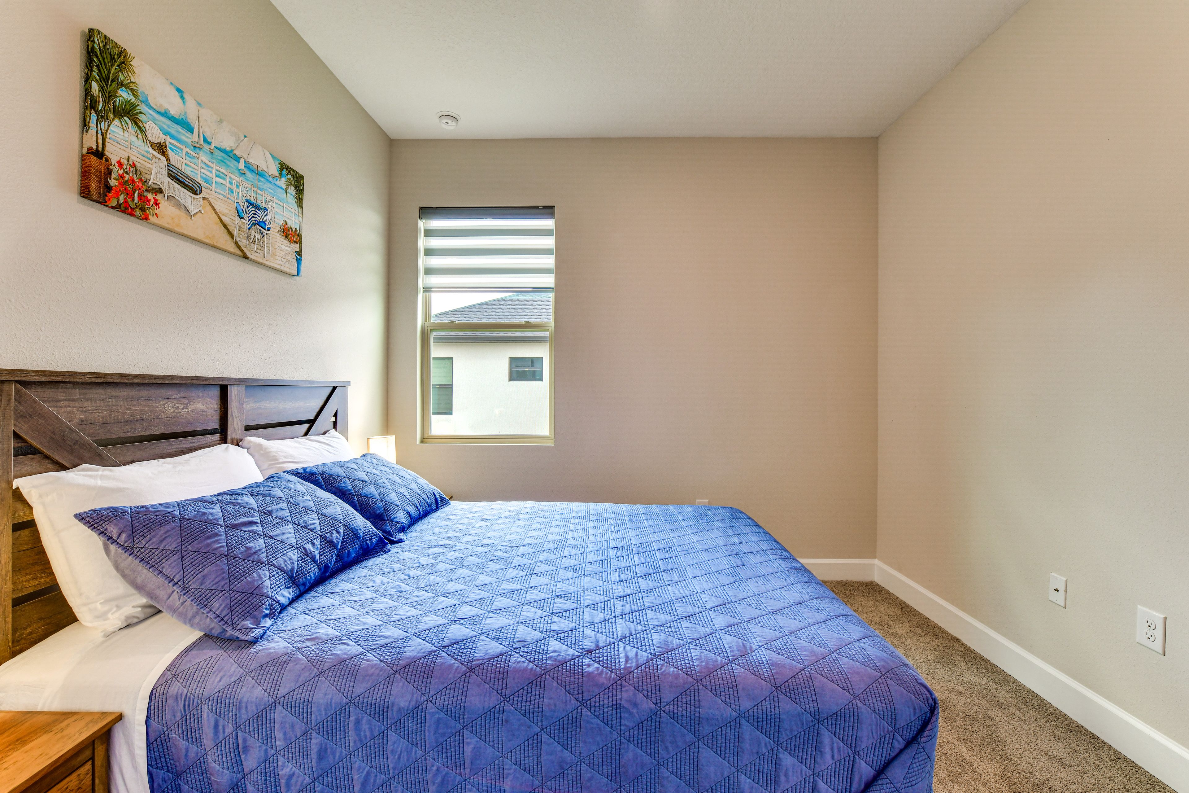 Bedroom 3 | Queen Bed