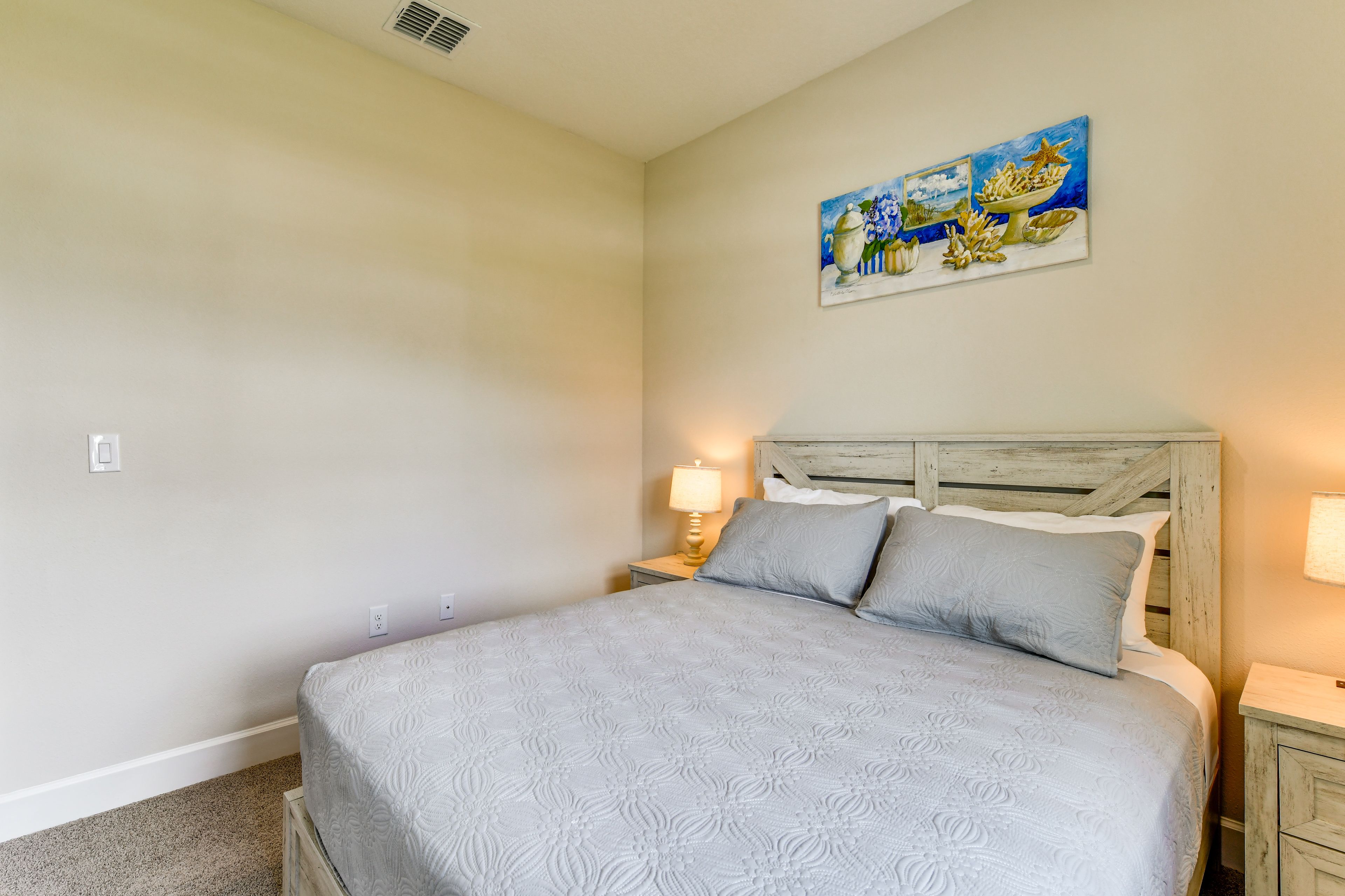 Bedroom 4 | Queen Bed