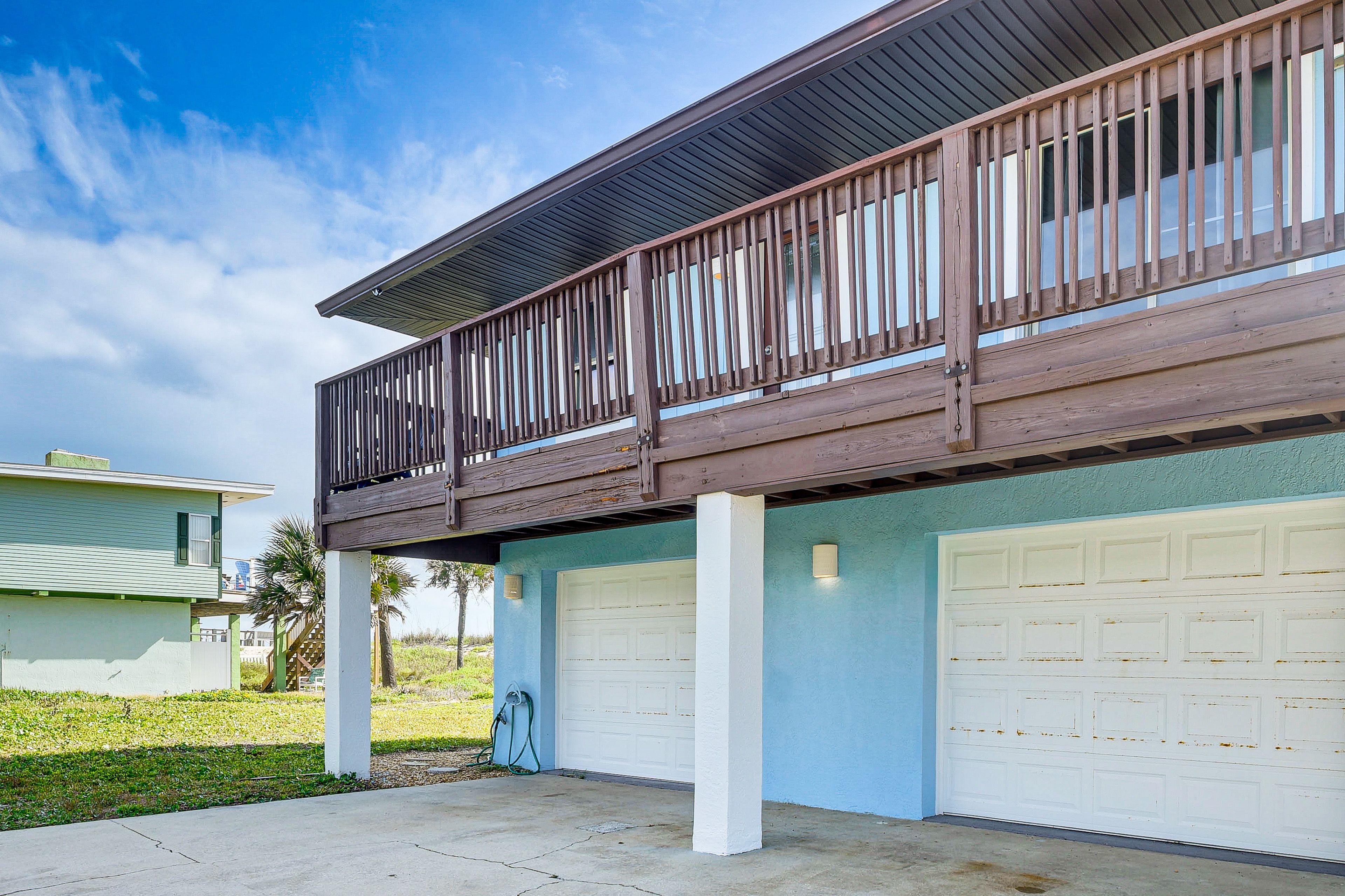 Parking | Garage (1 Vehicle) | Driveway (3 Vehicles)