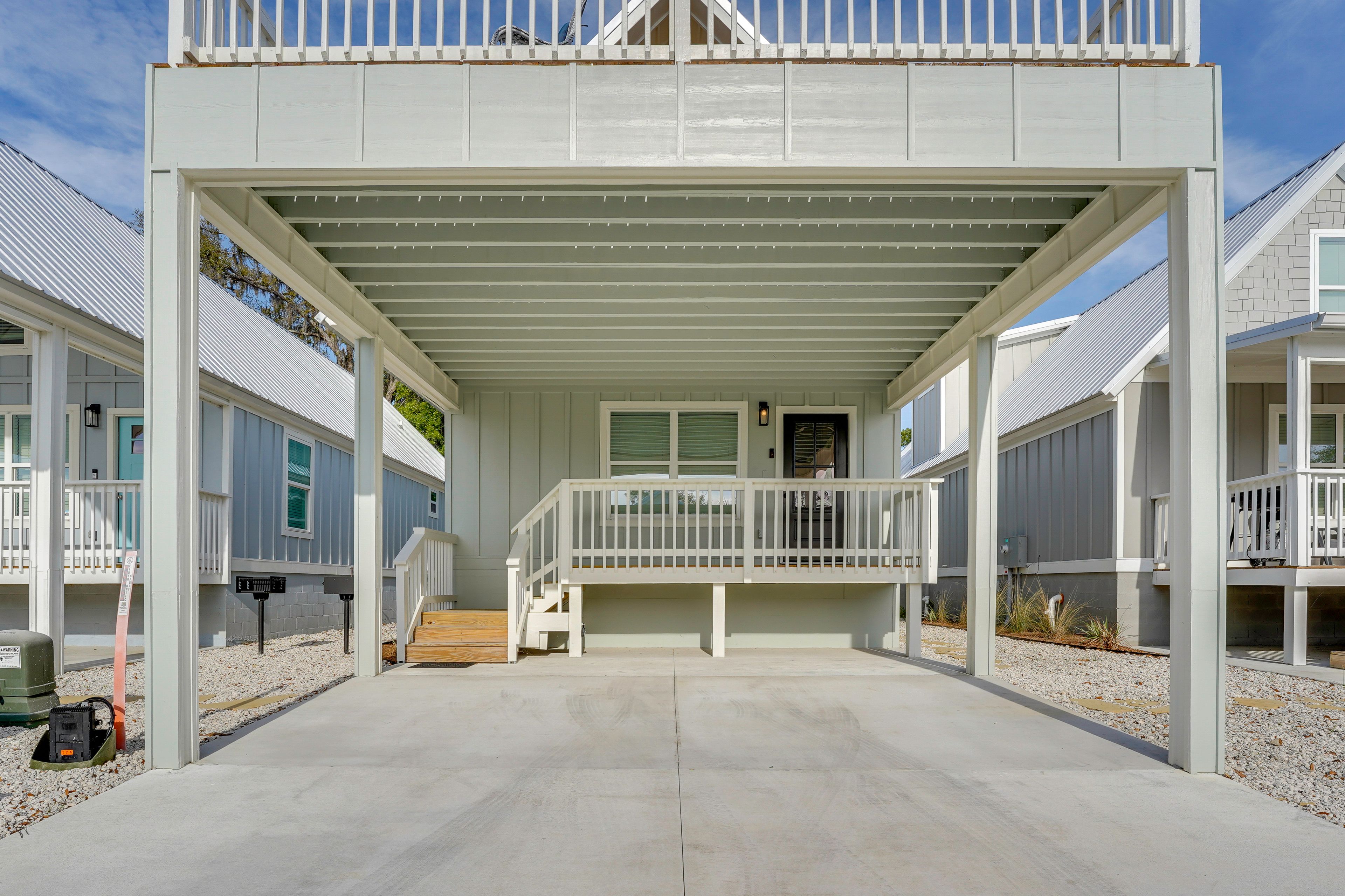 Parking | Covered Spaces (2 Vehicles) | Driveway (1 Vehicle)