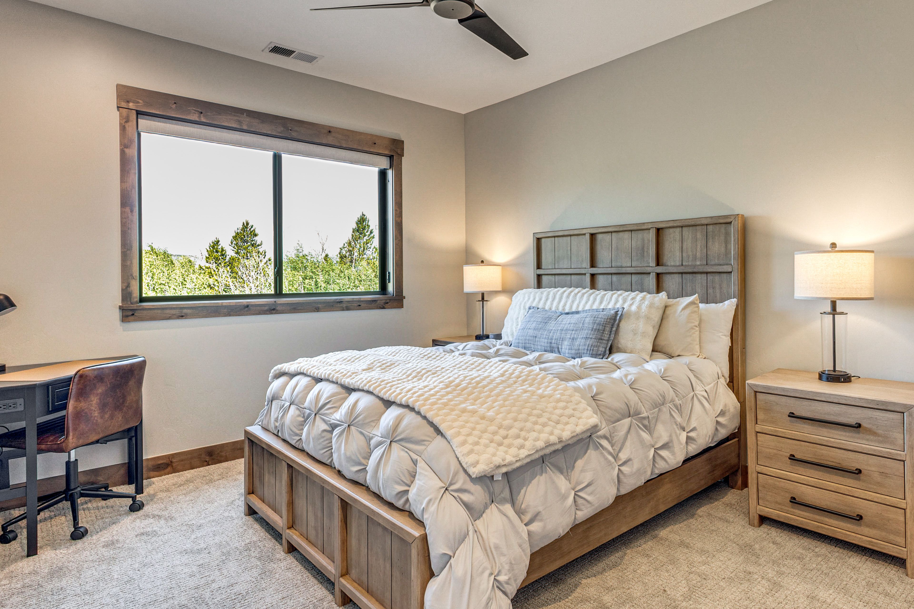 Bedroom 3 | Queen Bed | 2nd Floor
