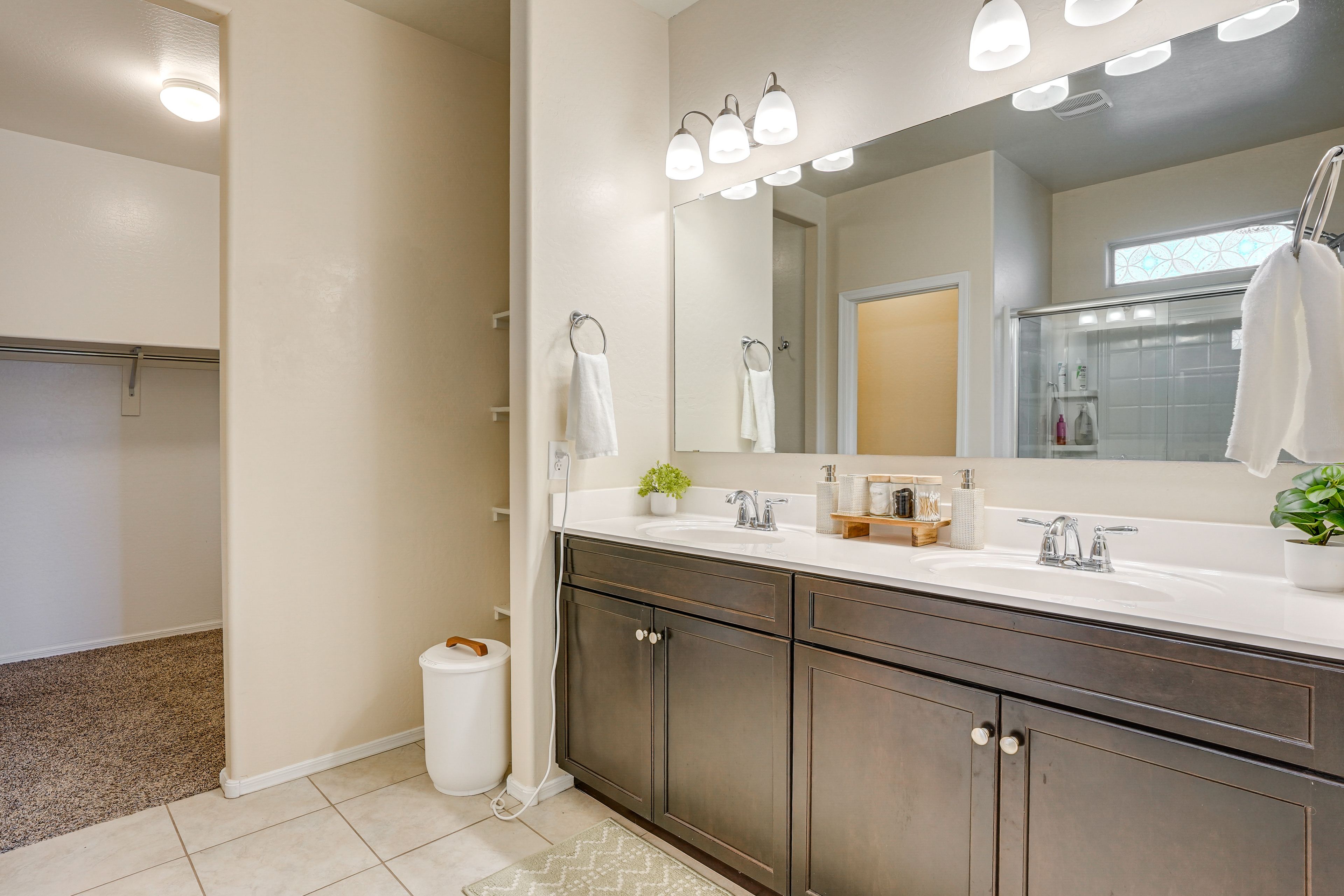 En-Suite Bathroom | Walk-In Closet