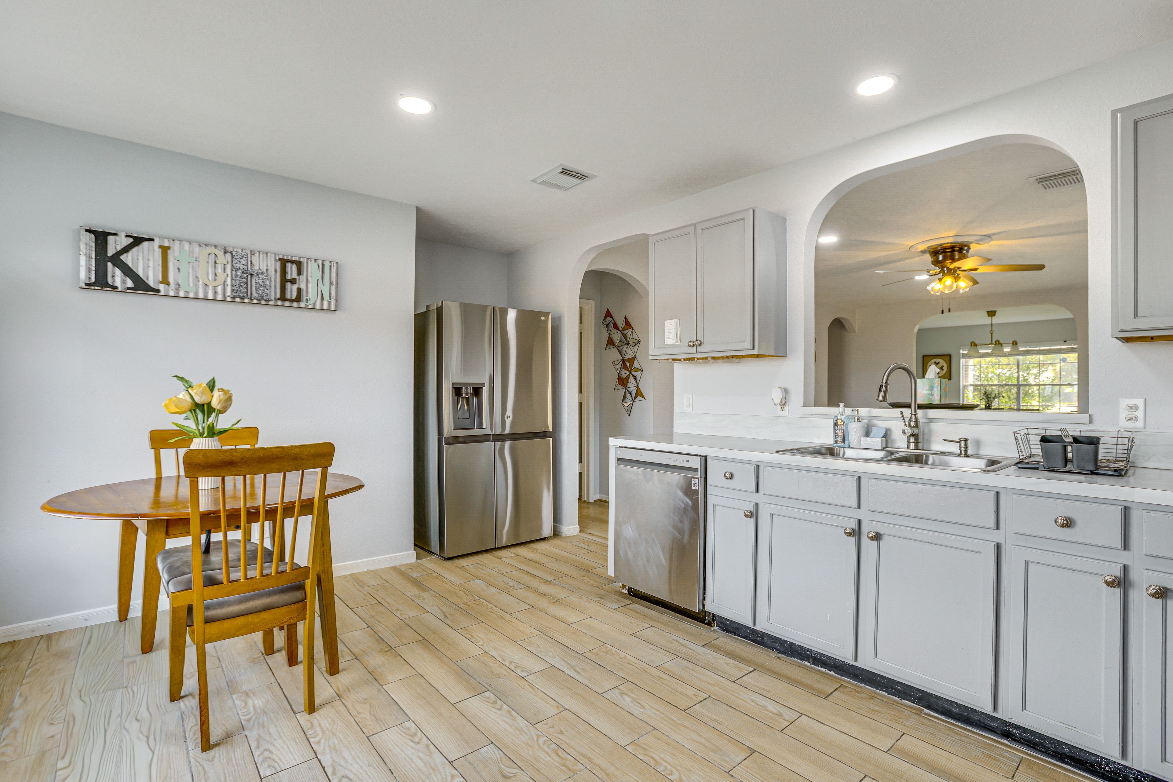 Kitchen | Dining Area