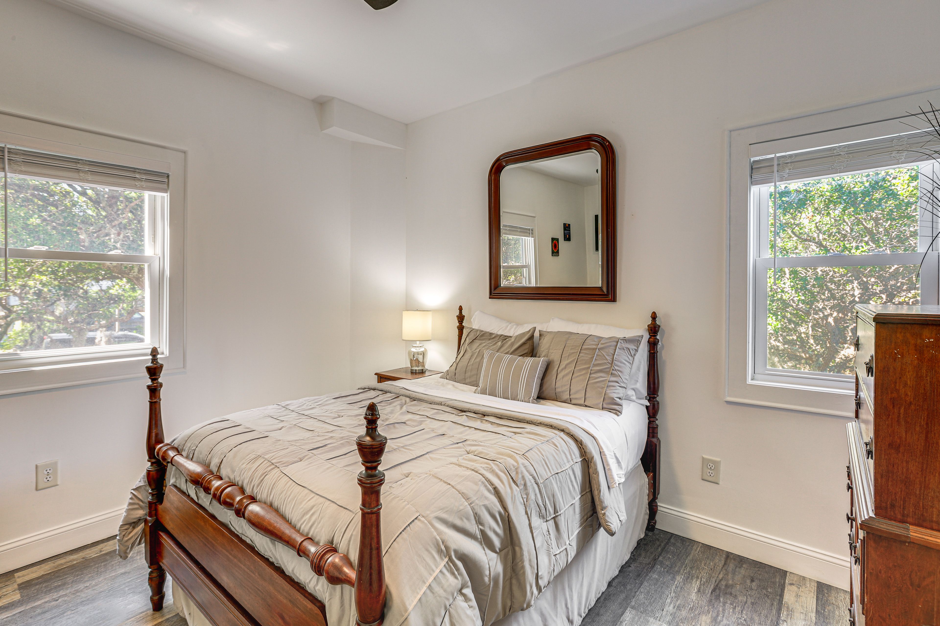 Bedroom 1 | Full Bed
