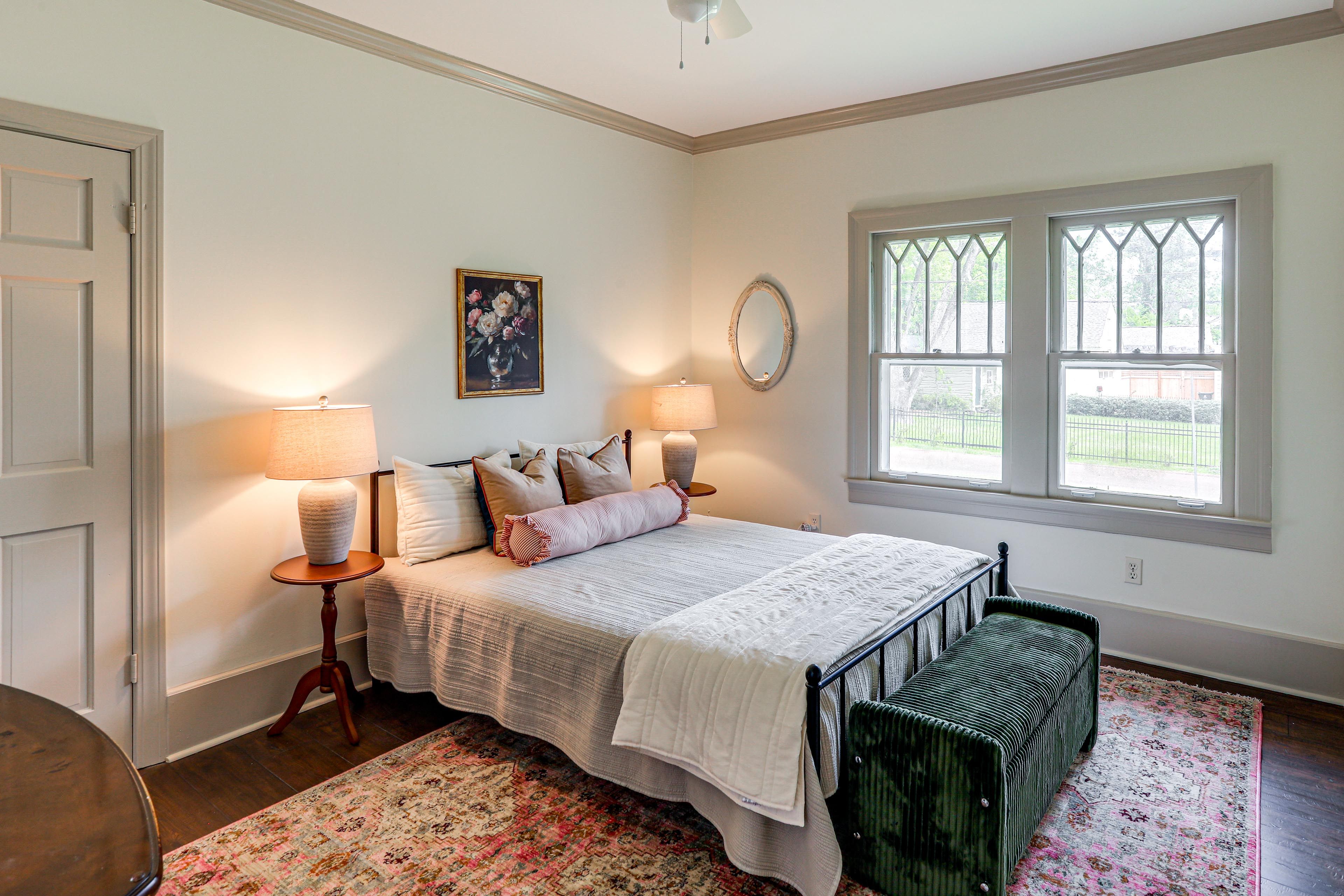 Bedroom 2 | Queen Bed