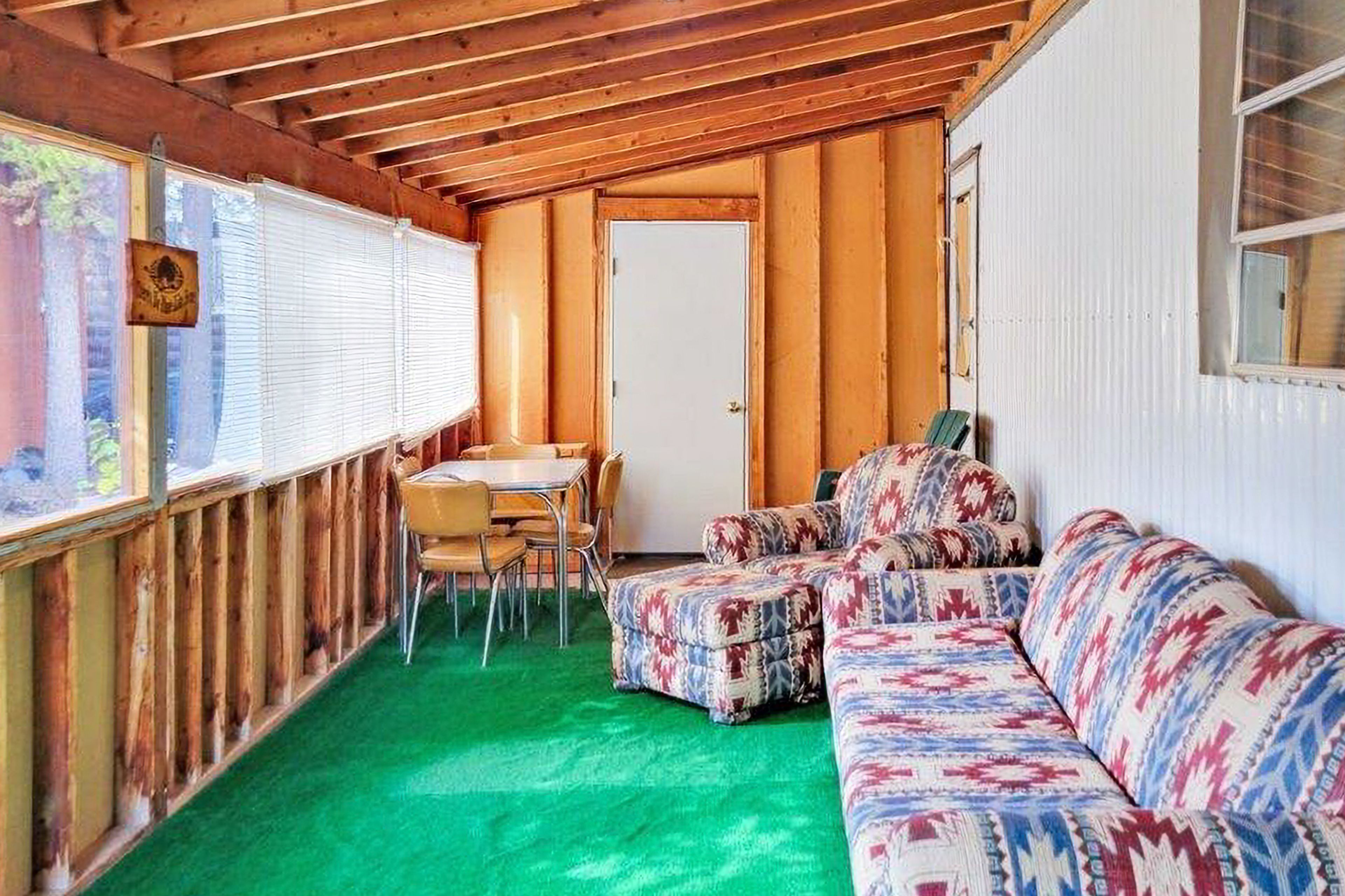 Screened Porch